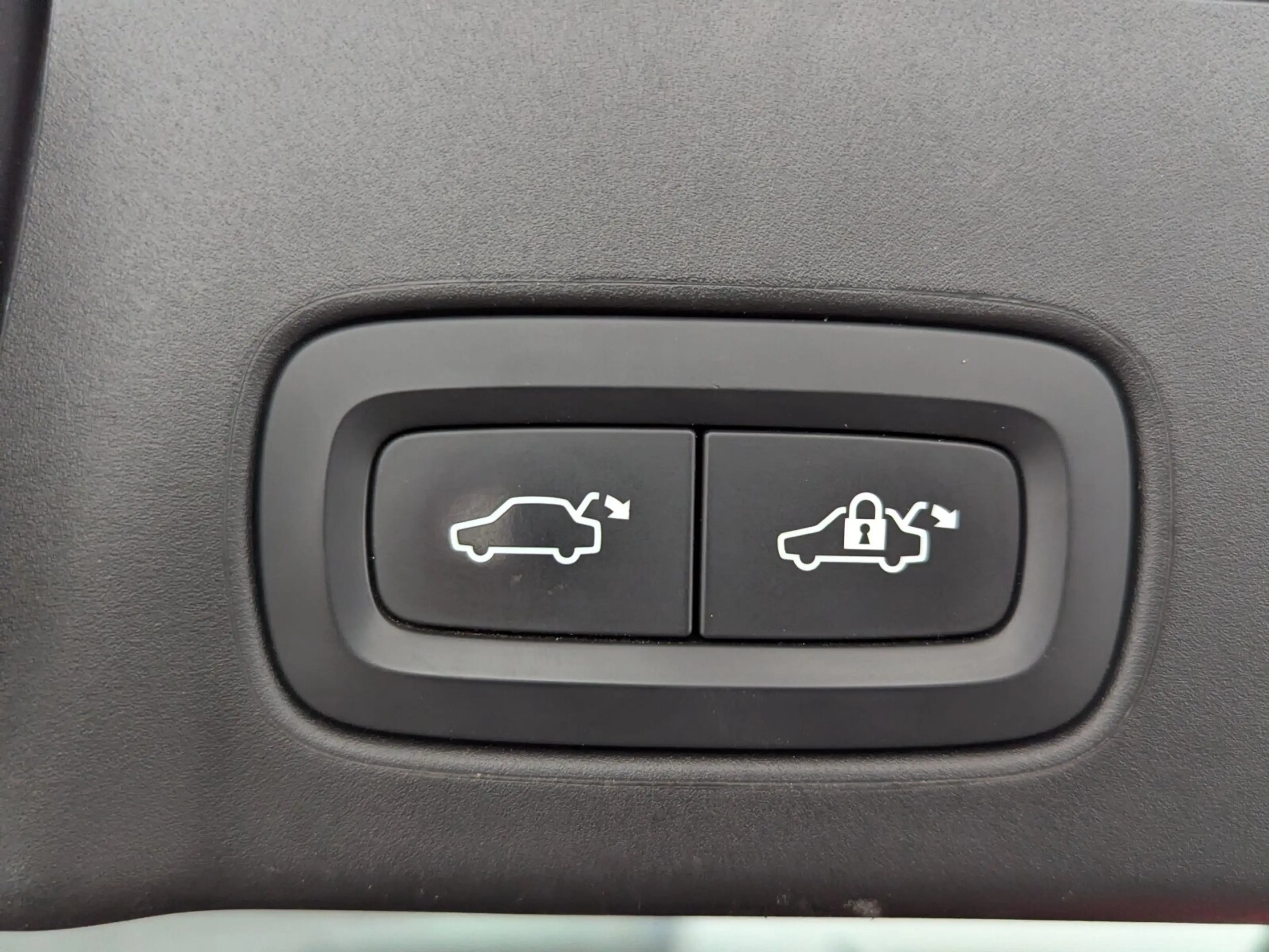 Volvo V90 Cross Country V 90 Cross Country D5 AWD Pro LED+NAVI+AHK+LEDER — photo 15