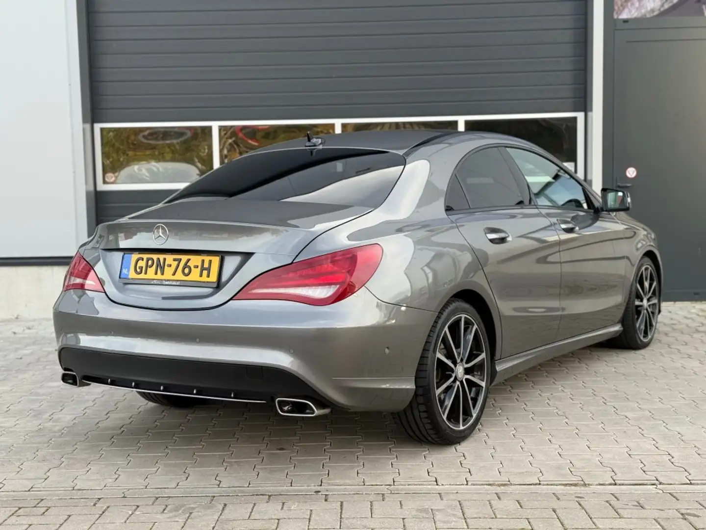 Mercedes-Benz CLA 200 200 ED.1 AUTOMAAT / AIRCO PANO BT LEER PDC STOELVE Gris - 2