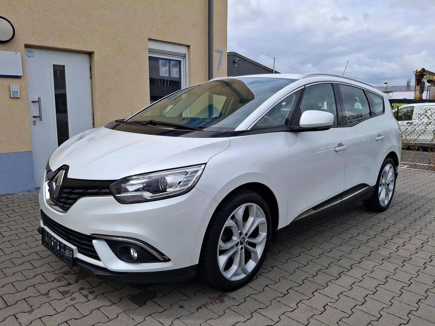 Renault Grand Scenic Experience 7-Sitze 85 kW (116 PS), Schalt. 6-Ga... Blanc - 1