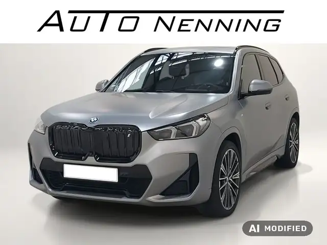 BMW iX1 30 xDrive M Sport AHK ACC PANO 20" SOH 96,8%