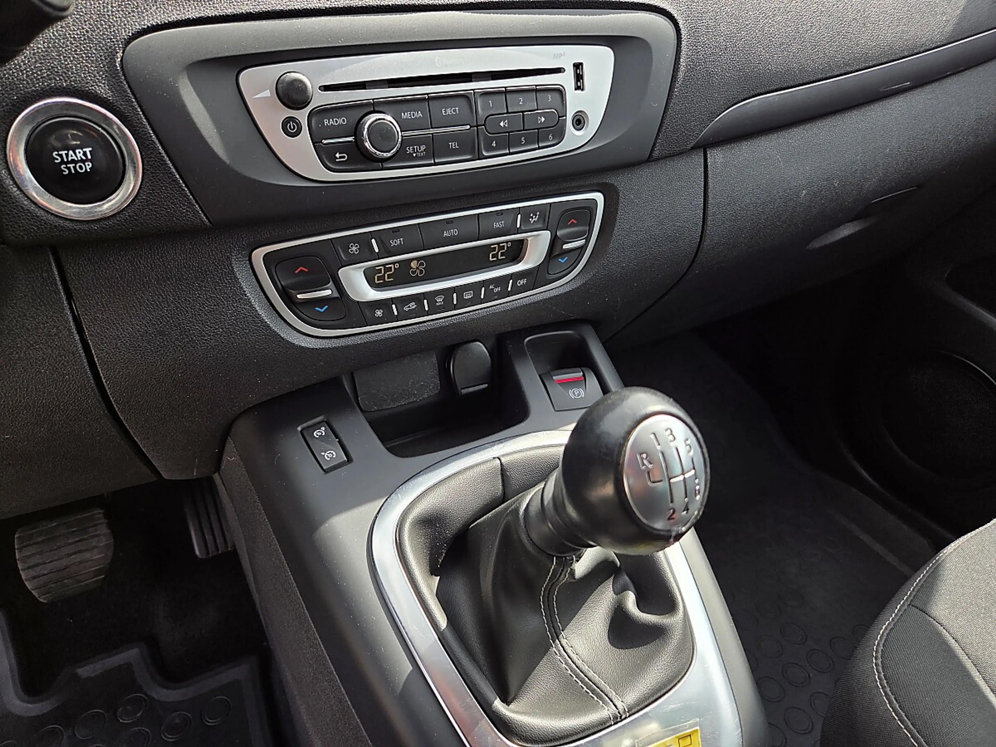 Renault Scenic Scénic Energy dCi 110 *Limited* Navi * AhK* — photo 15
