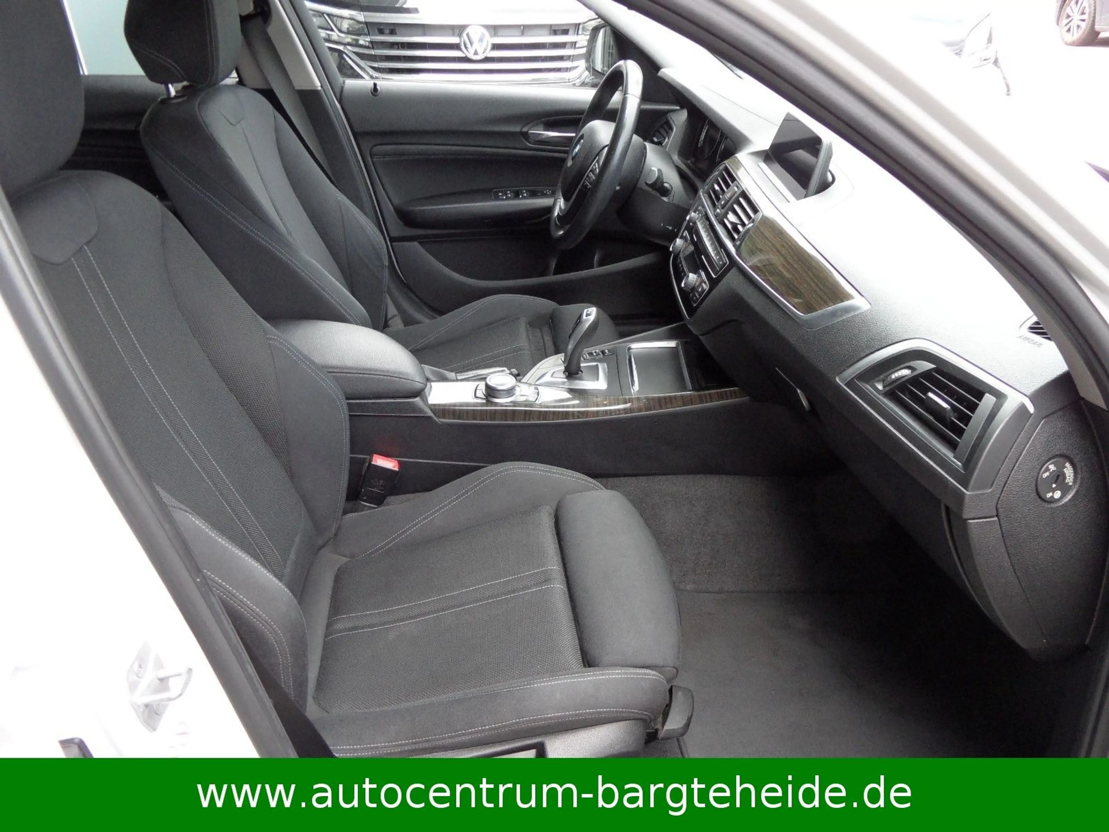 BMW 118 i Aut. Sport Line NAVI+LED+SHADOW — photo 10