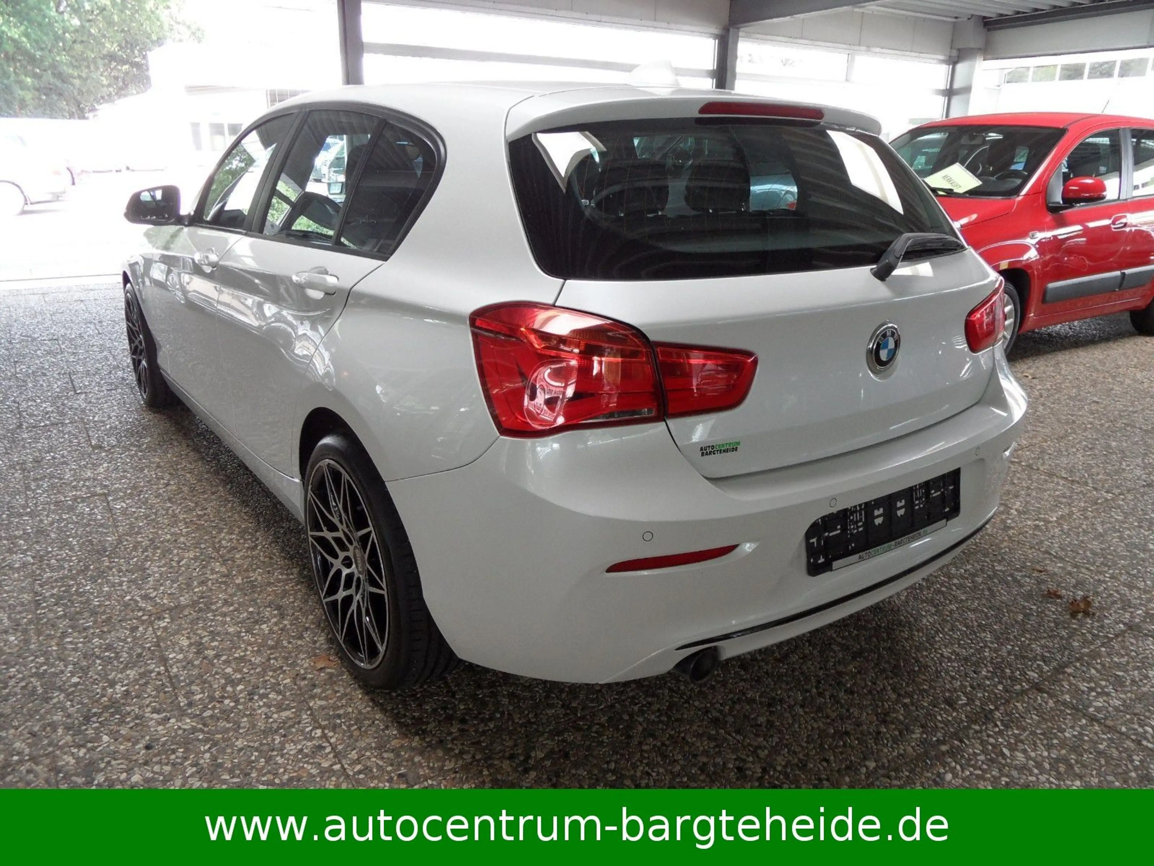 BMW 118 i Aut. Sport Line NAVI+LED+SHADOW — photo 5