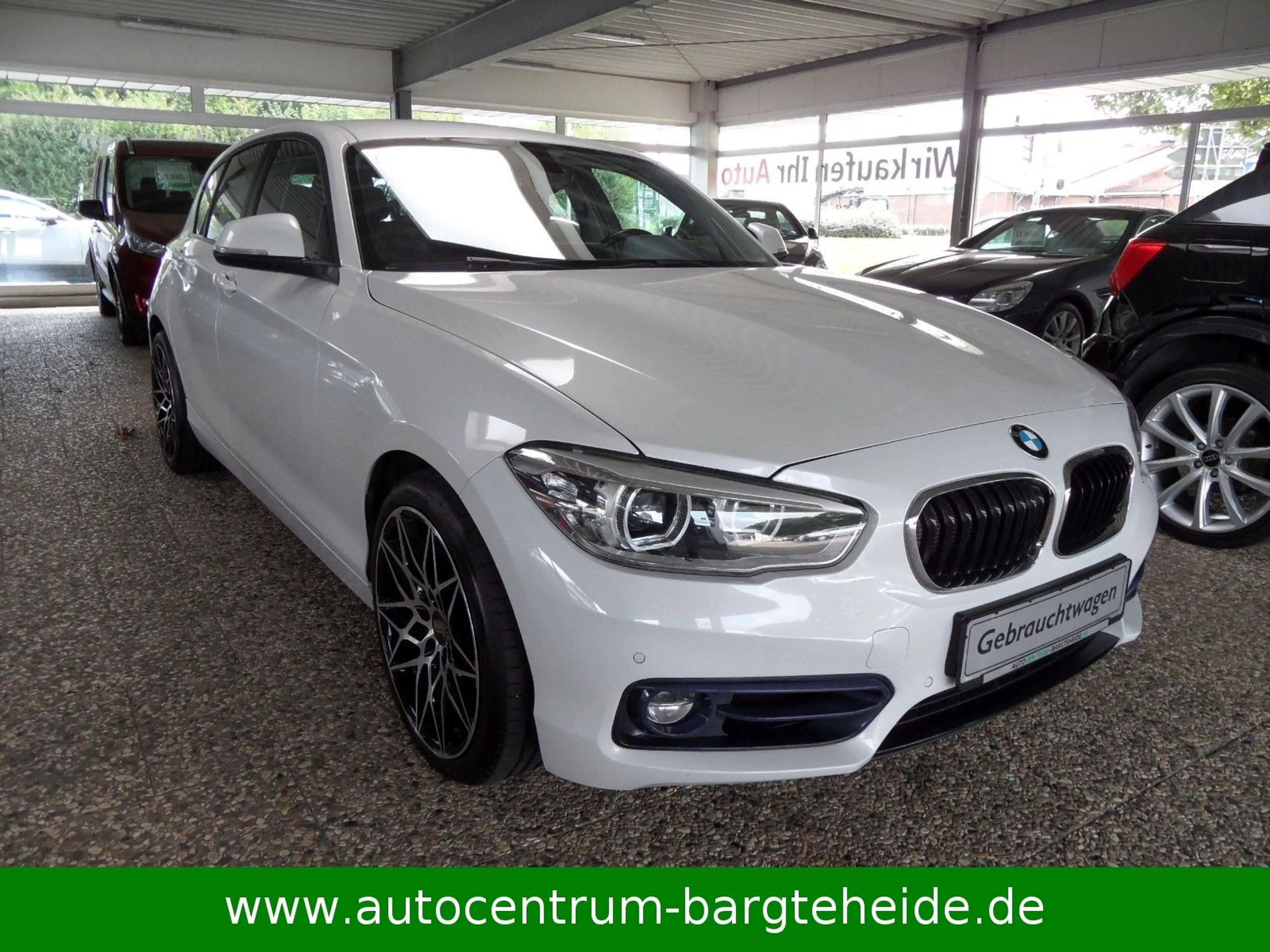 BMW 118 i Aut. Sport Line NAVI+LED+SHADOW — photo 4