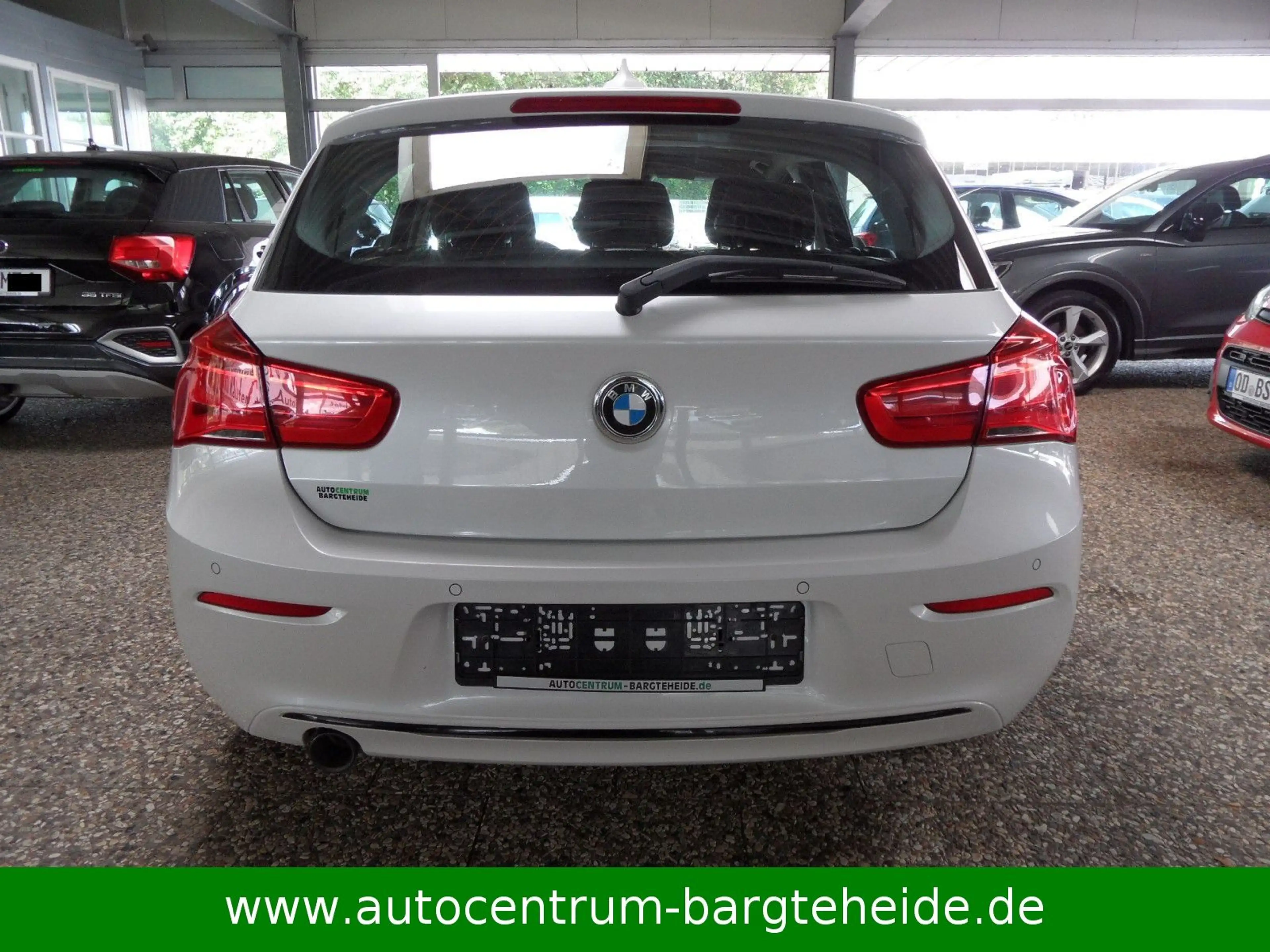BMW 118 i Aut. Sport Line NAVI+LED+SHADOW — photo 7
