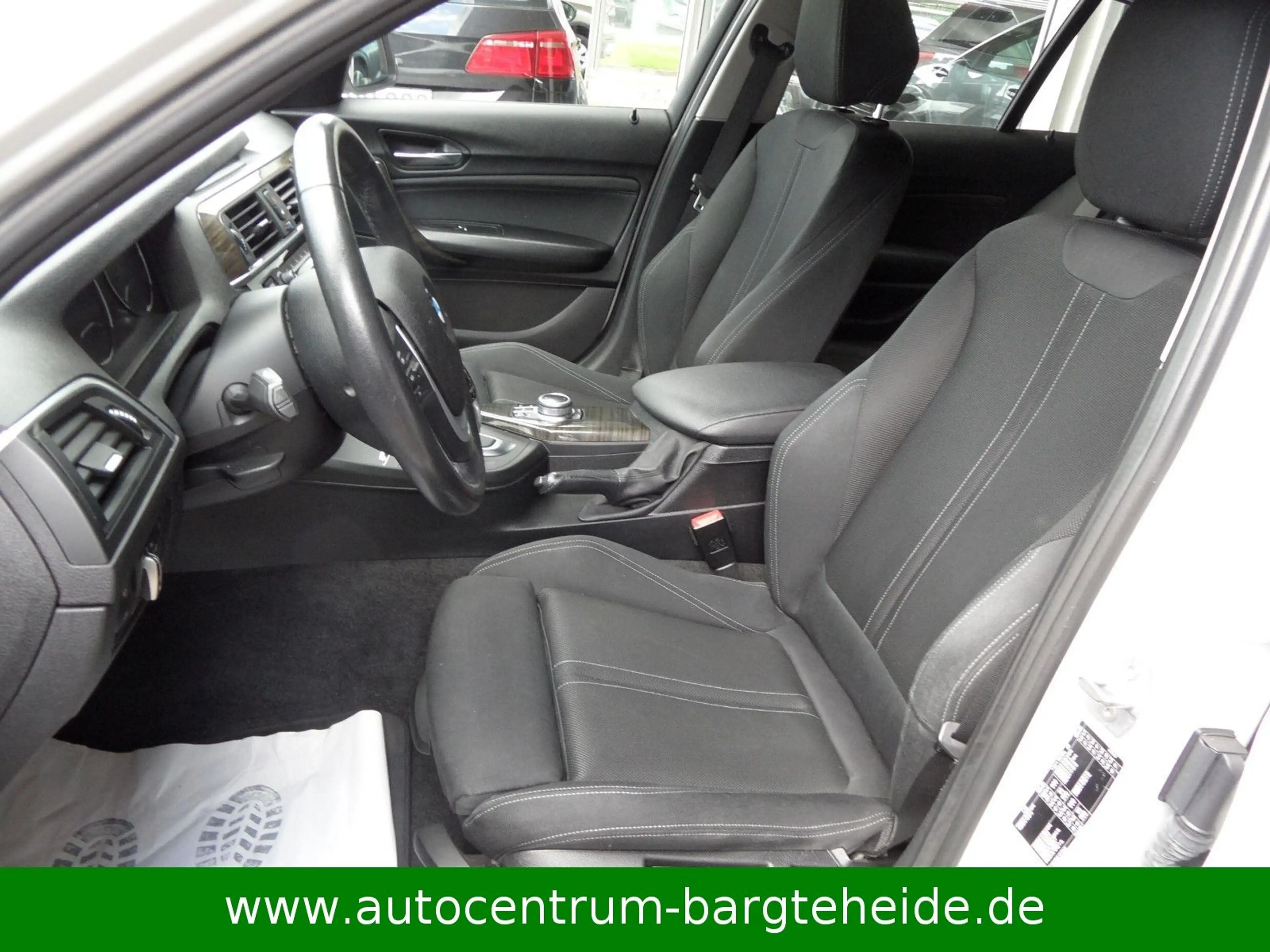 BMW 118 i Aut. Sport Line NAVI+LED+SHADOW — photo 15