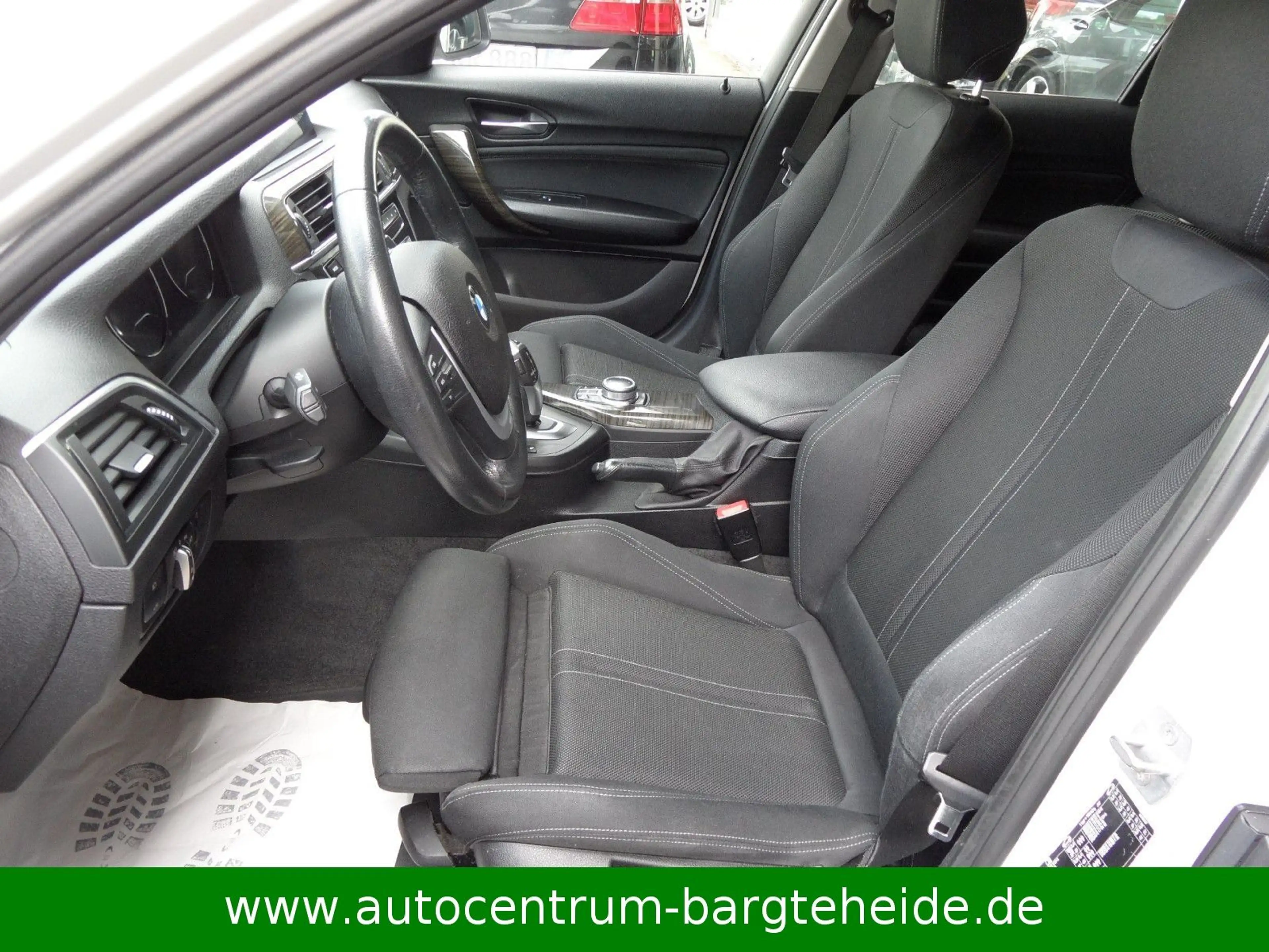 BMW 118 i Aut. Sport Line NAVI+LED+SHADOW — photo 13