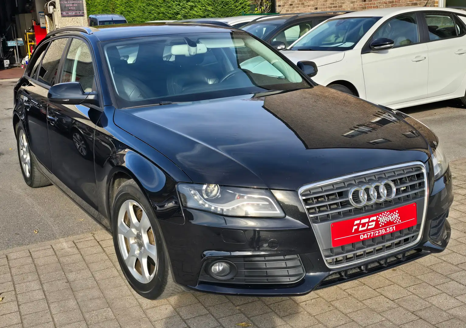 Audi A4 A4 Avant 2.0 TDi CUIR / NAVI / CAR PASS / GARANTIE Zwart - 1