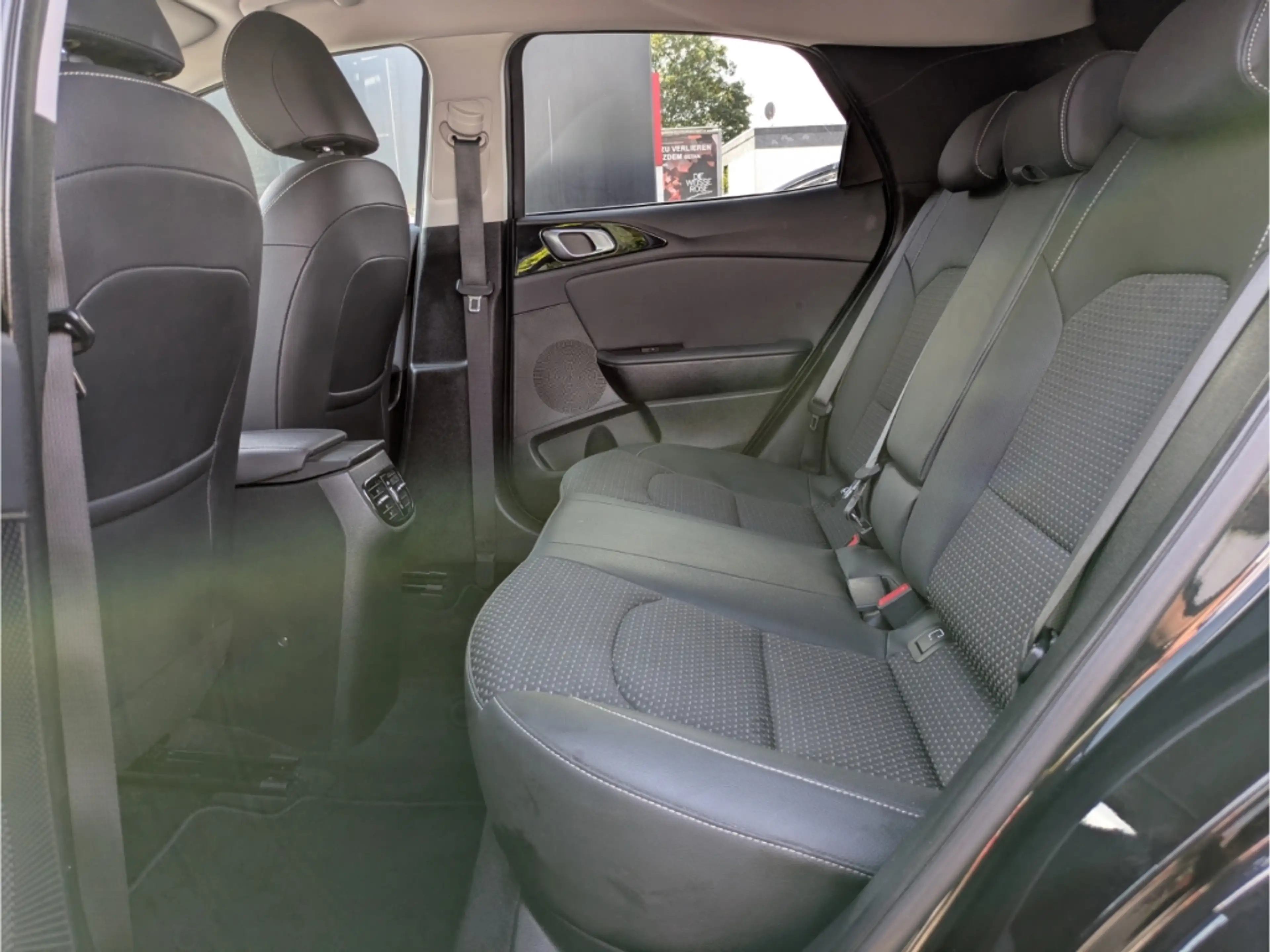 Kia XCeed Spirit Navi Soundsystem JBL LED ACC Apple CarPlay — photo 6