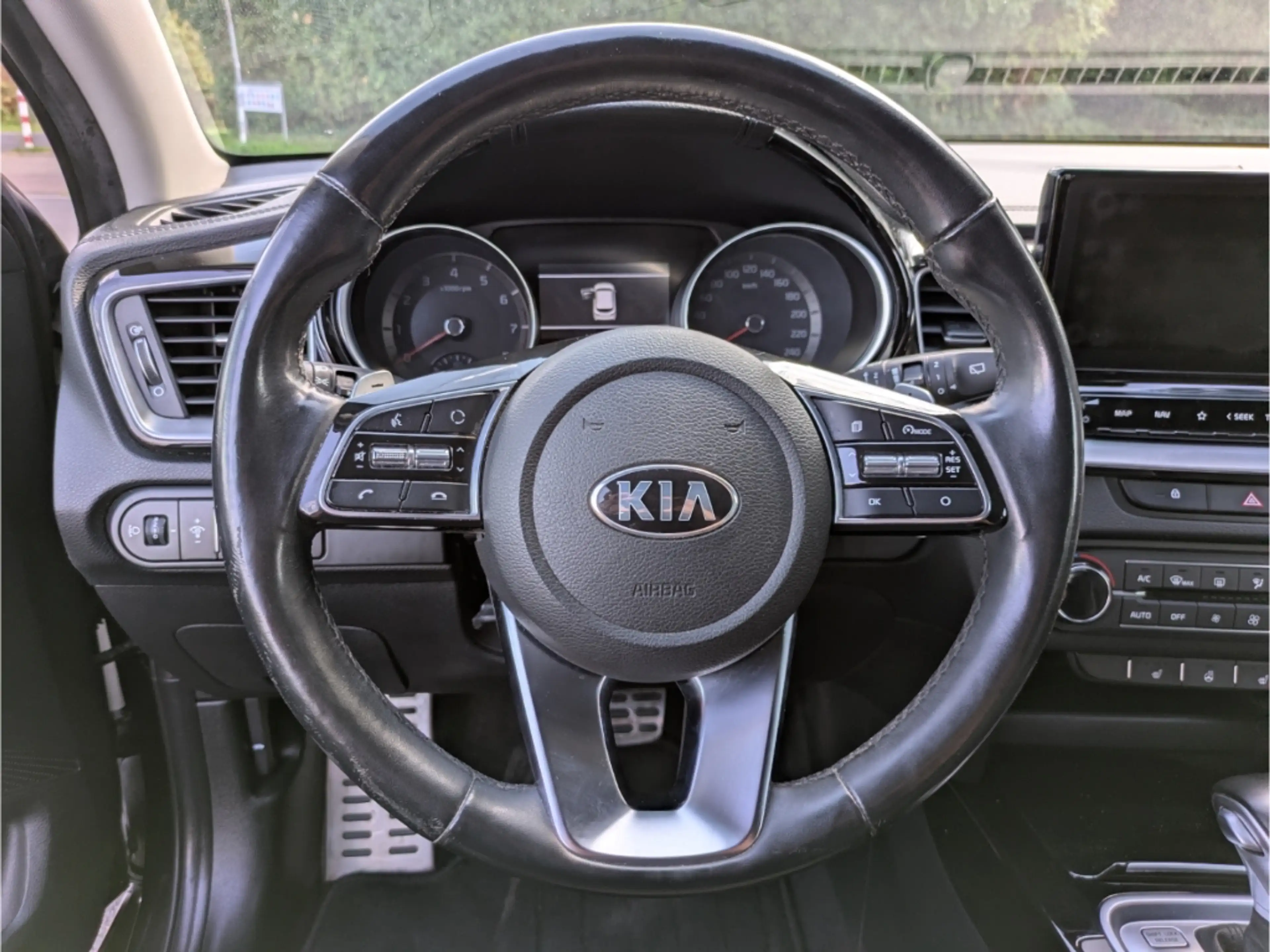 Kia XCeed Spirit Navi Soundsystem JBL LED ACC Apple CarPlay — photo 8