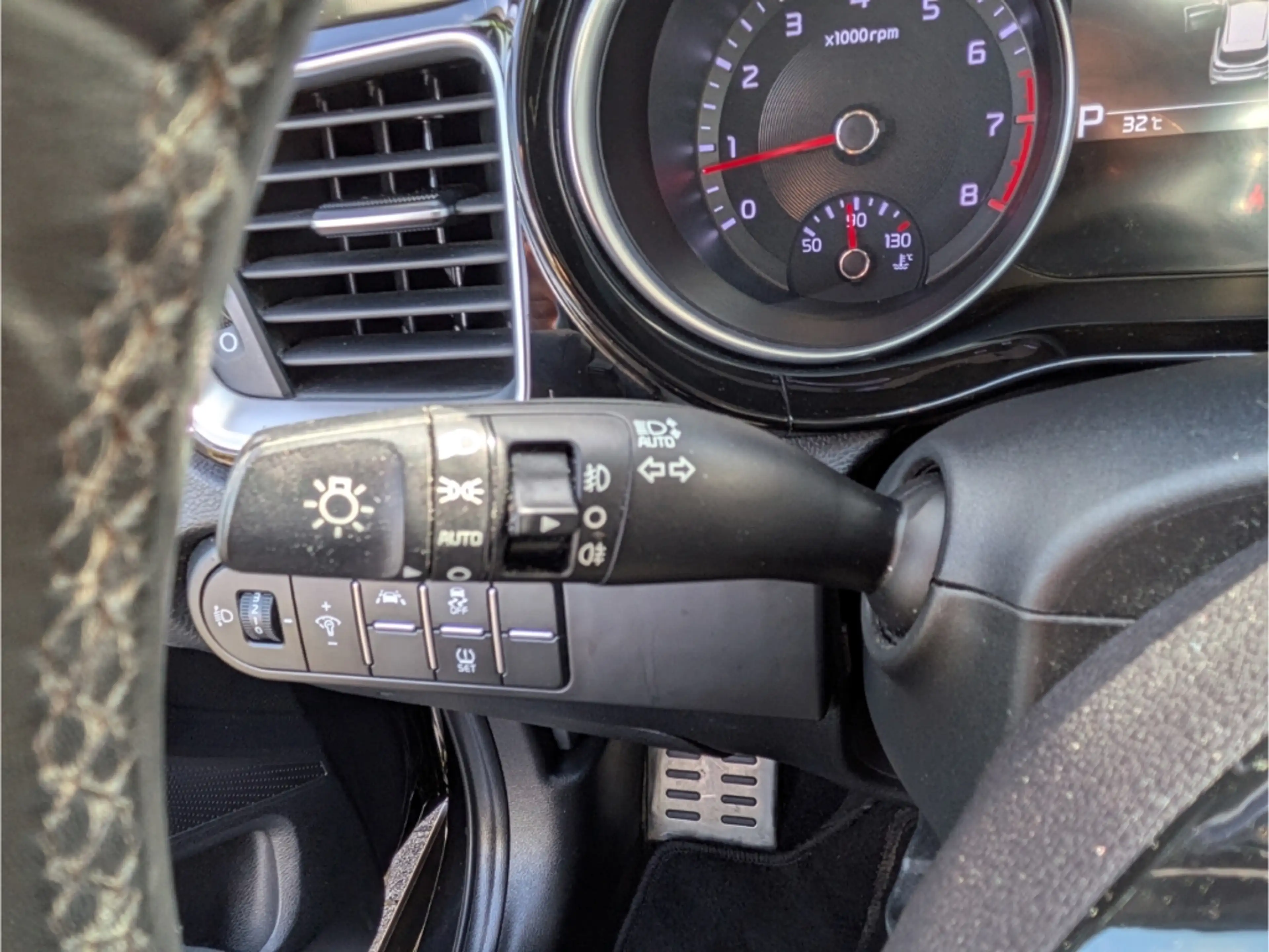 Kia XCeed Spirit Navi Soundsystem JBL LED ACC Apple CarPlay — photo 11