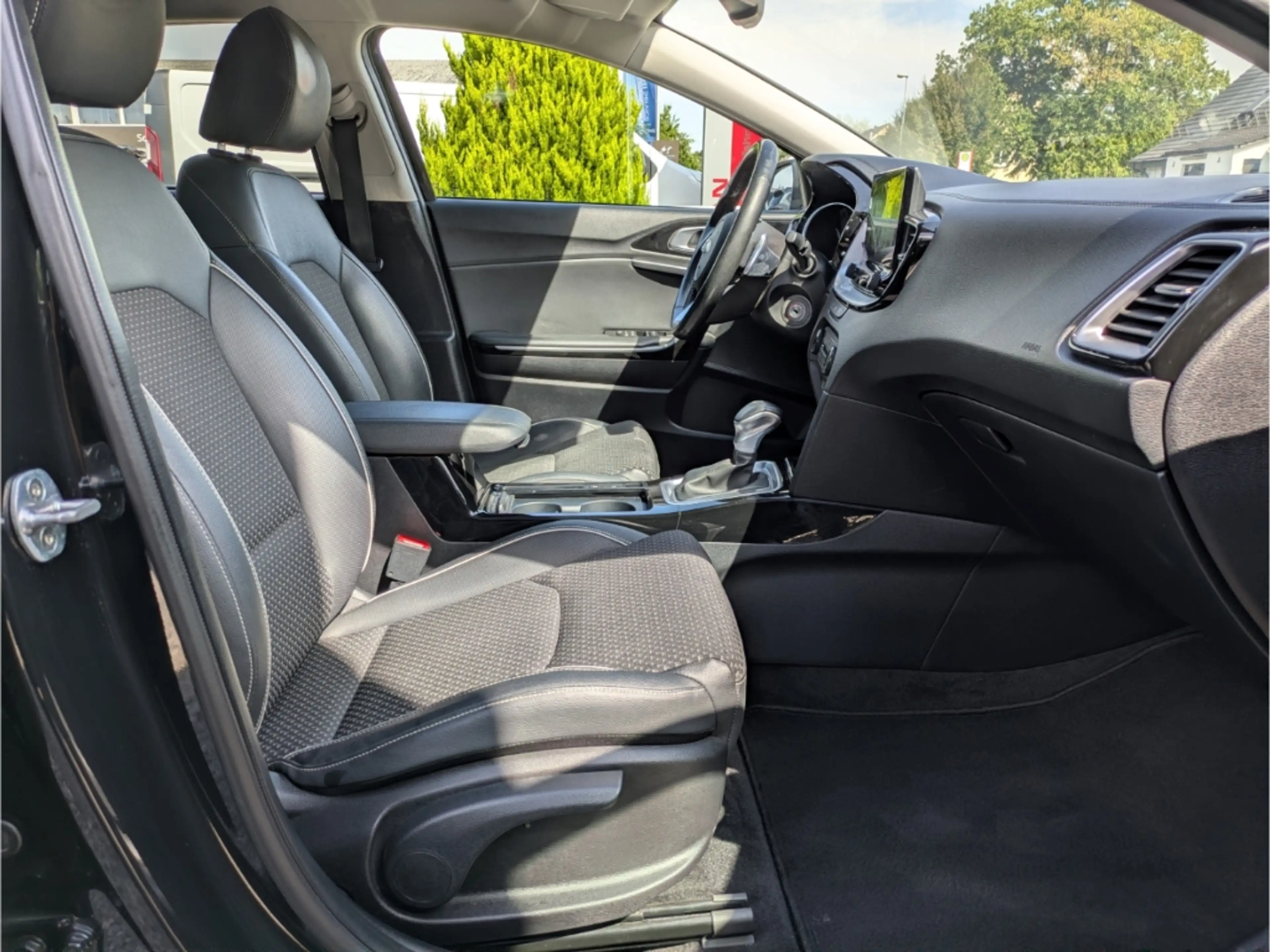 Kia XCeed Spirit Navi Soundsystem JBL LED ACC Apple CarPlay — photo 5