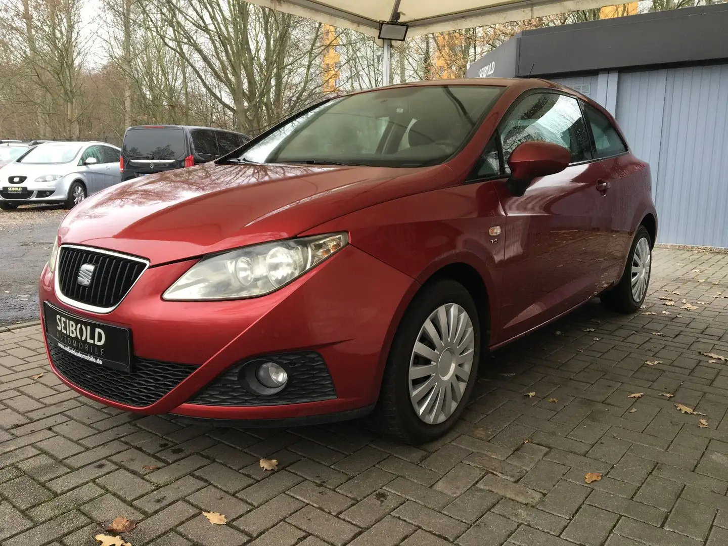 SEAT Ibiza SC 1.2 Stylance/1.Hand/Klima/49TKM/Temp Červená - 1