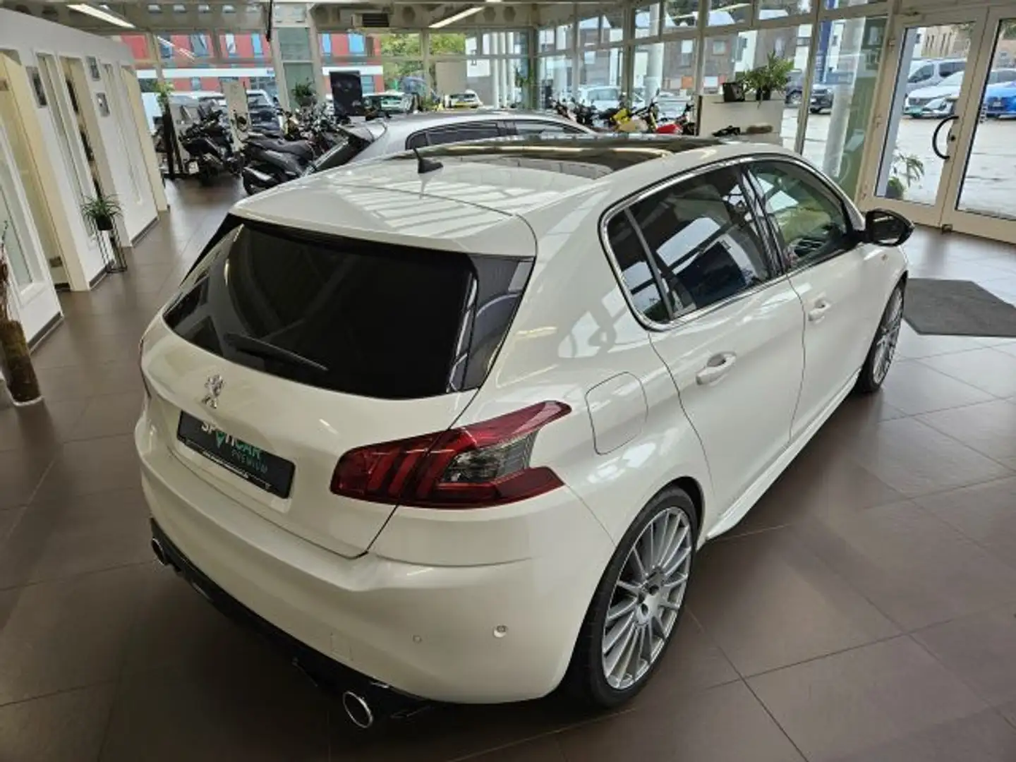Peugeot 308 PureTech 263 Stop & Start GTi by Sport Beyaz - 2