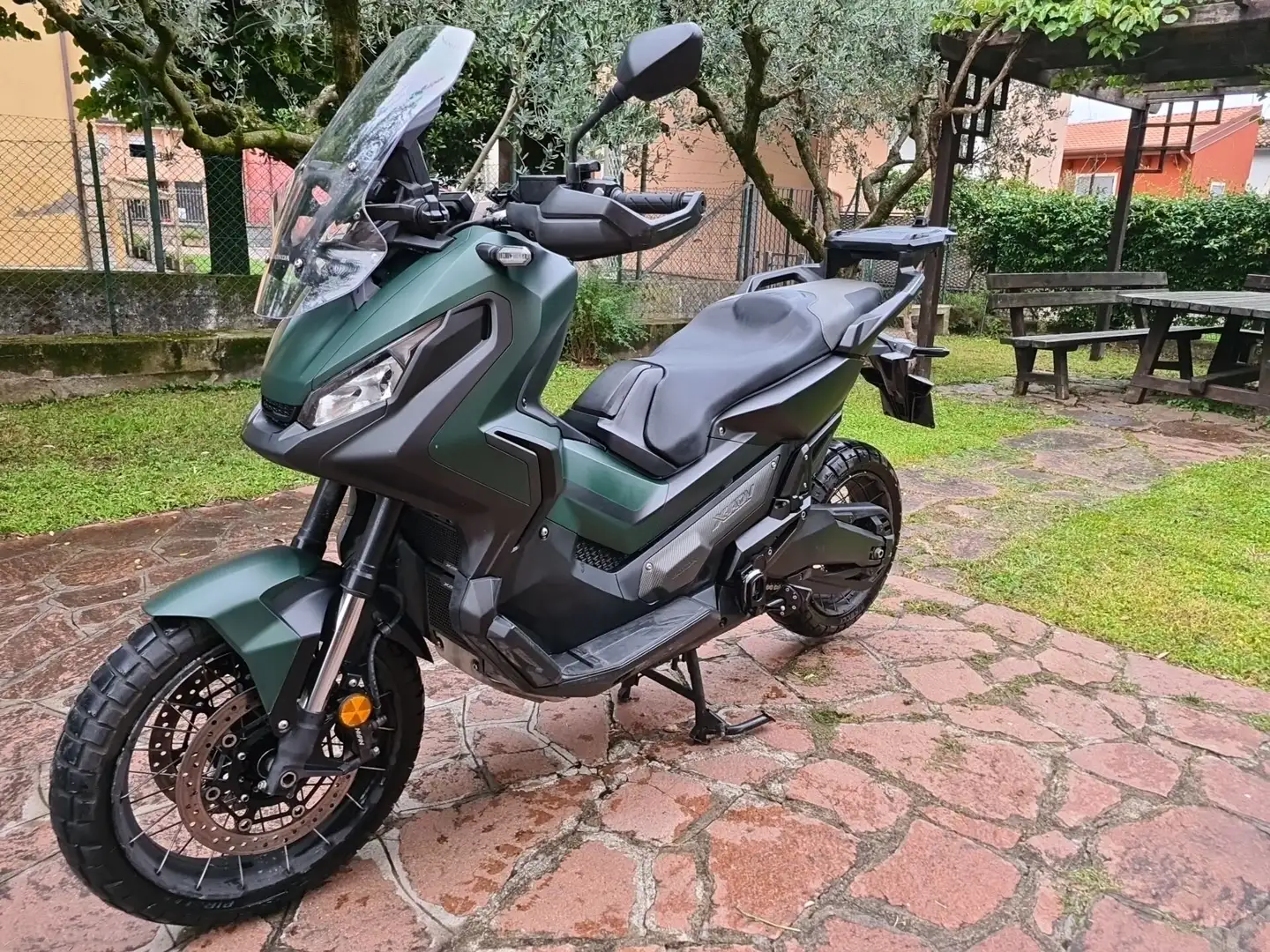 Honda X-ADV 750 Verde - 2