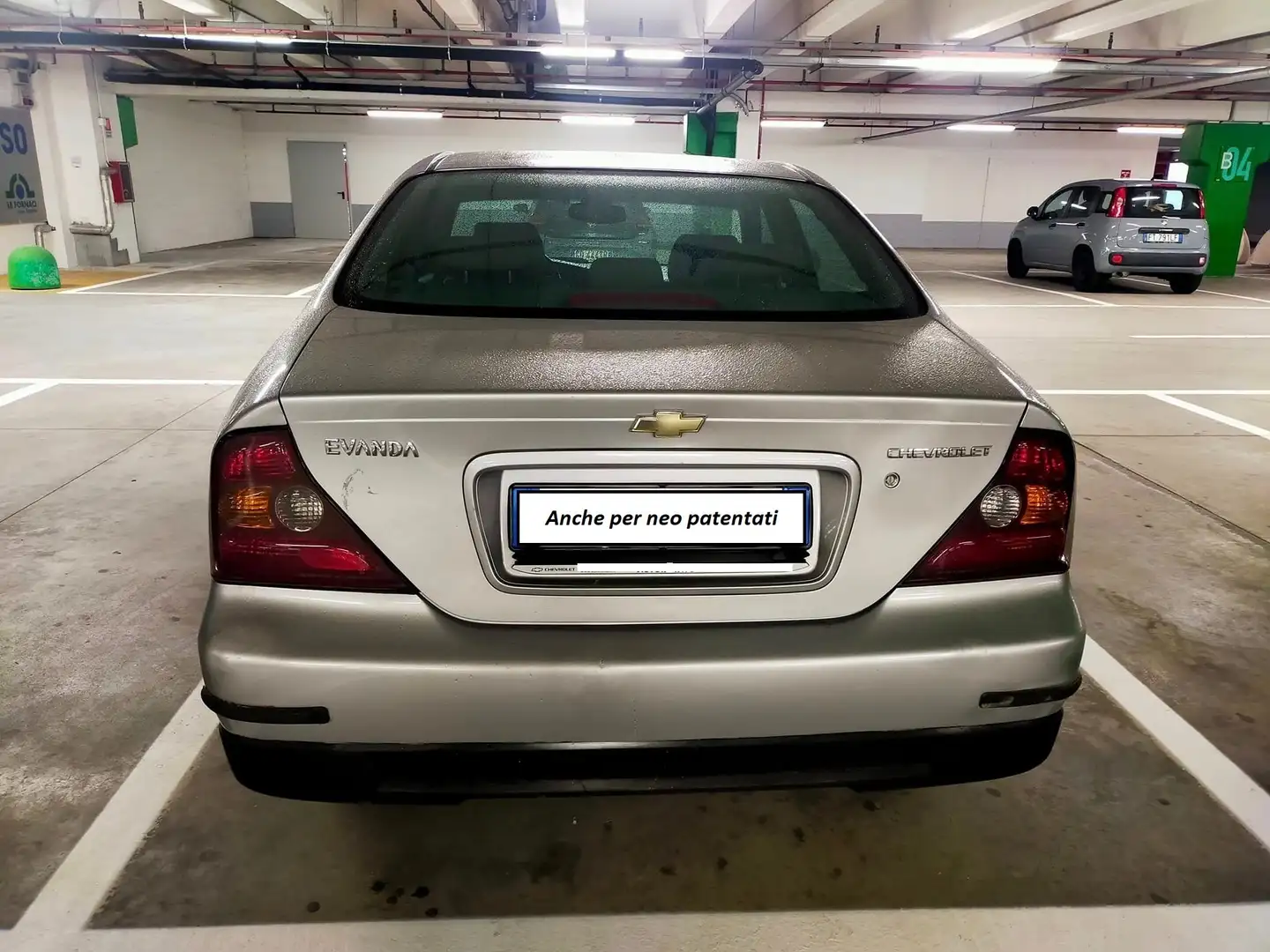 Chevrolet Evanda Evanda 2.0 16v CDX dual power Gpl - KM 33.000 Silber - 2