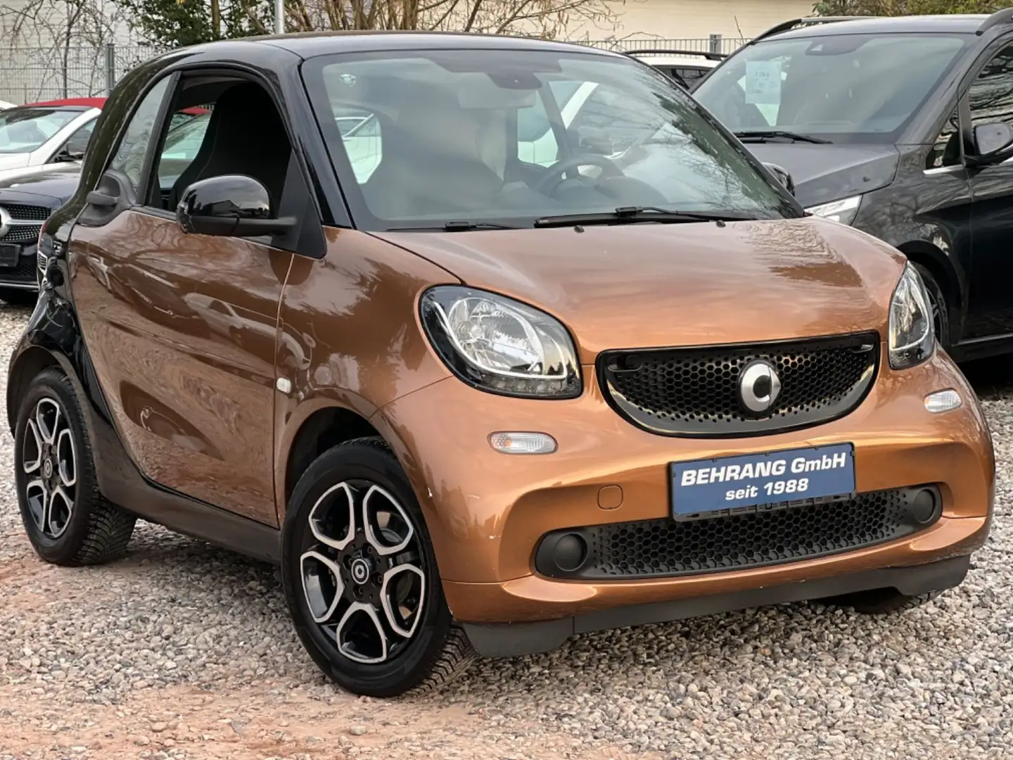 smart forTwo *NAVI*PASSION*SITZHEIZUNG*PANORAMA*AUTOMAT Brun - 1