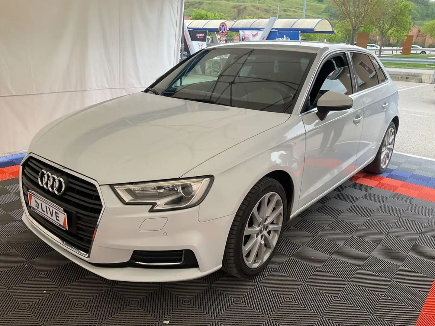 Audi A3 Sportback 5p 1.6 TDI - GARANZIA 24 MESI  - NEOPATE Bianco - 1