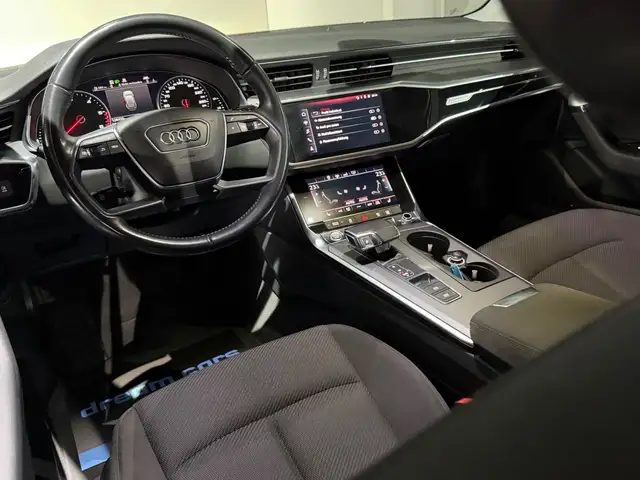 Audi A6 Avant view 30