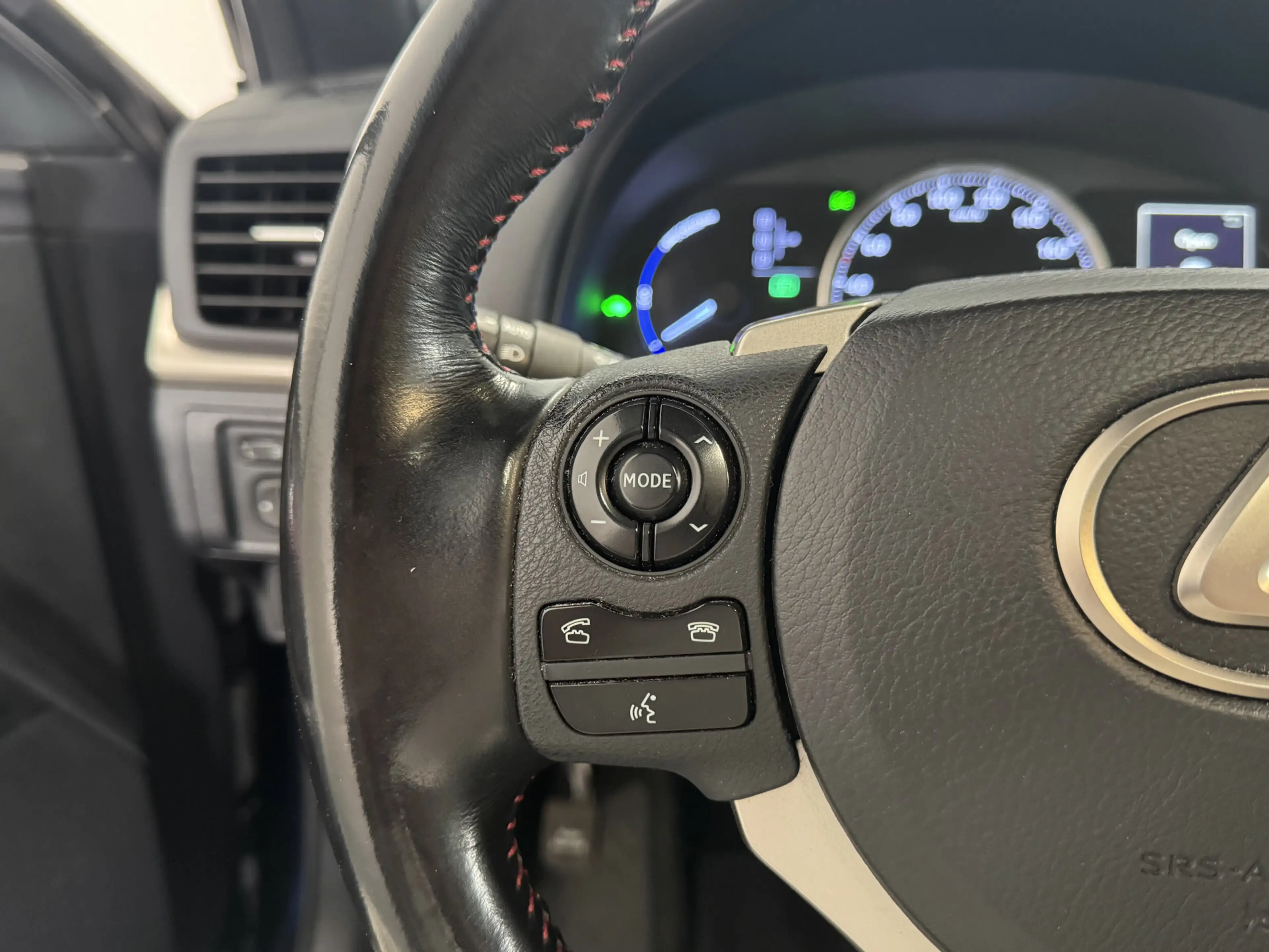 Lexus CT 200h Sport Edition | Schuif Kanteldak | — photo 13