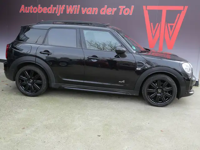 MINI Cooper Countryman 1.5 ALL4 YOURS | PANO | A.C.C. | H/K | H.U.D. | 19