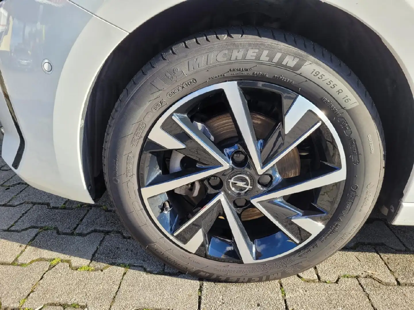 Opel Corsa GS Weiß - 2