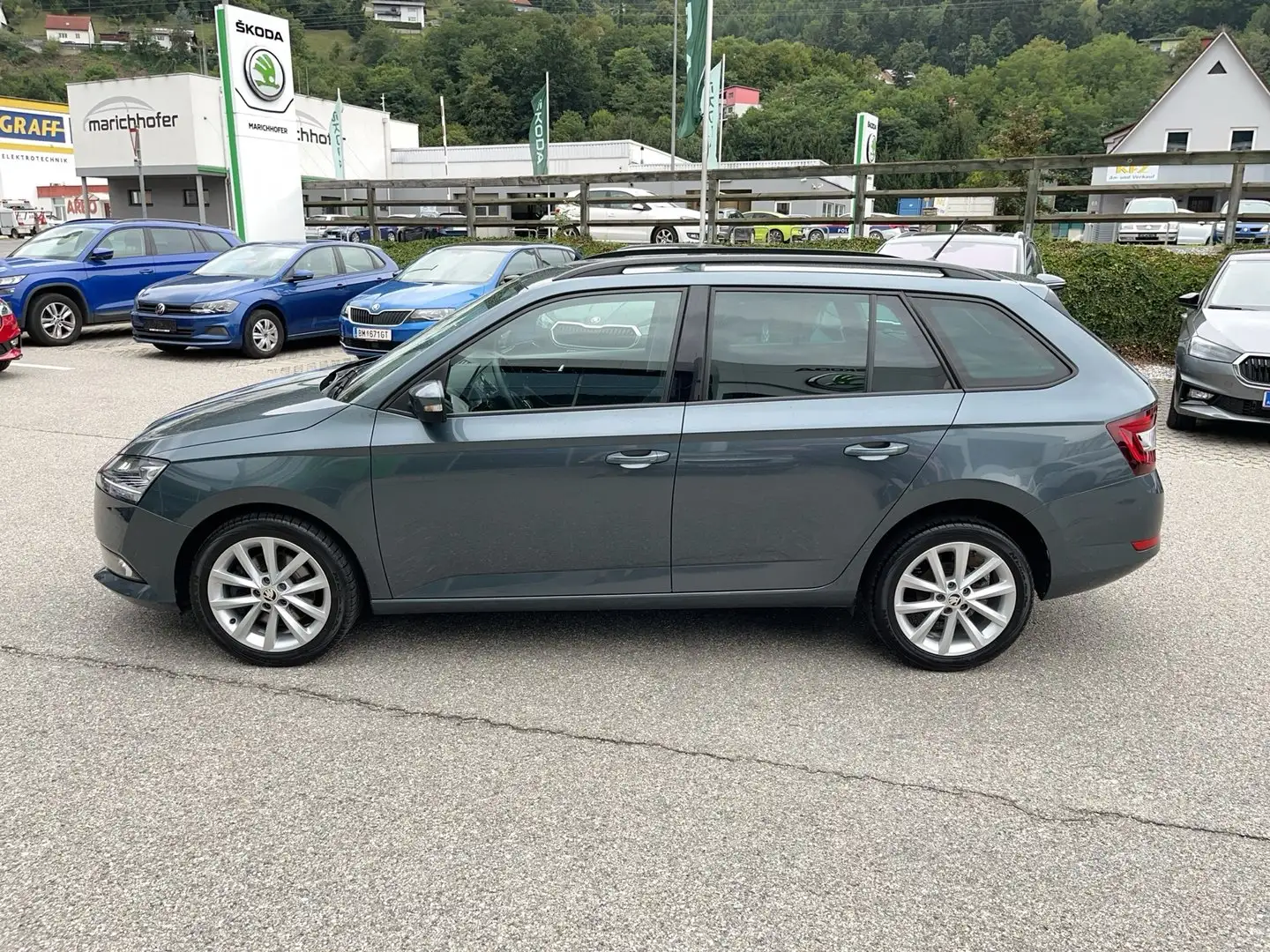 Skoda Fabia Style TSI DSG Grau - 2
