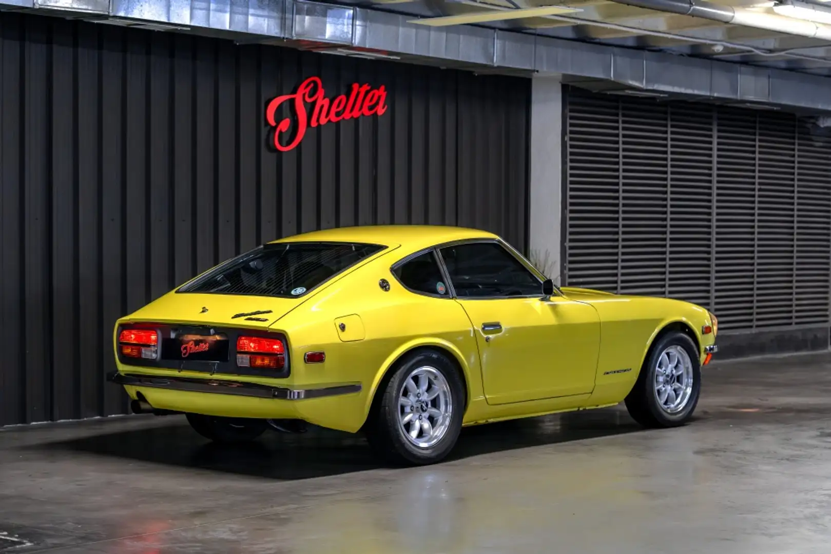Otros 240 Z Amarillo - 2