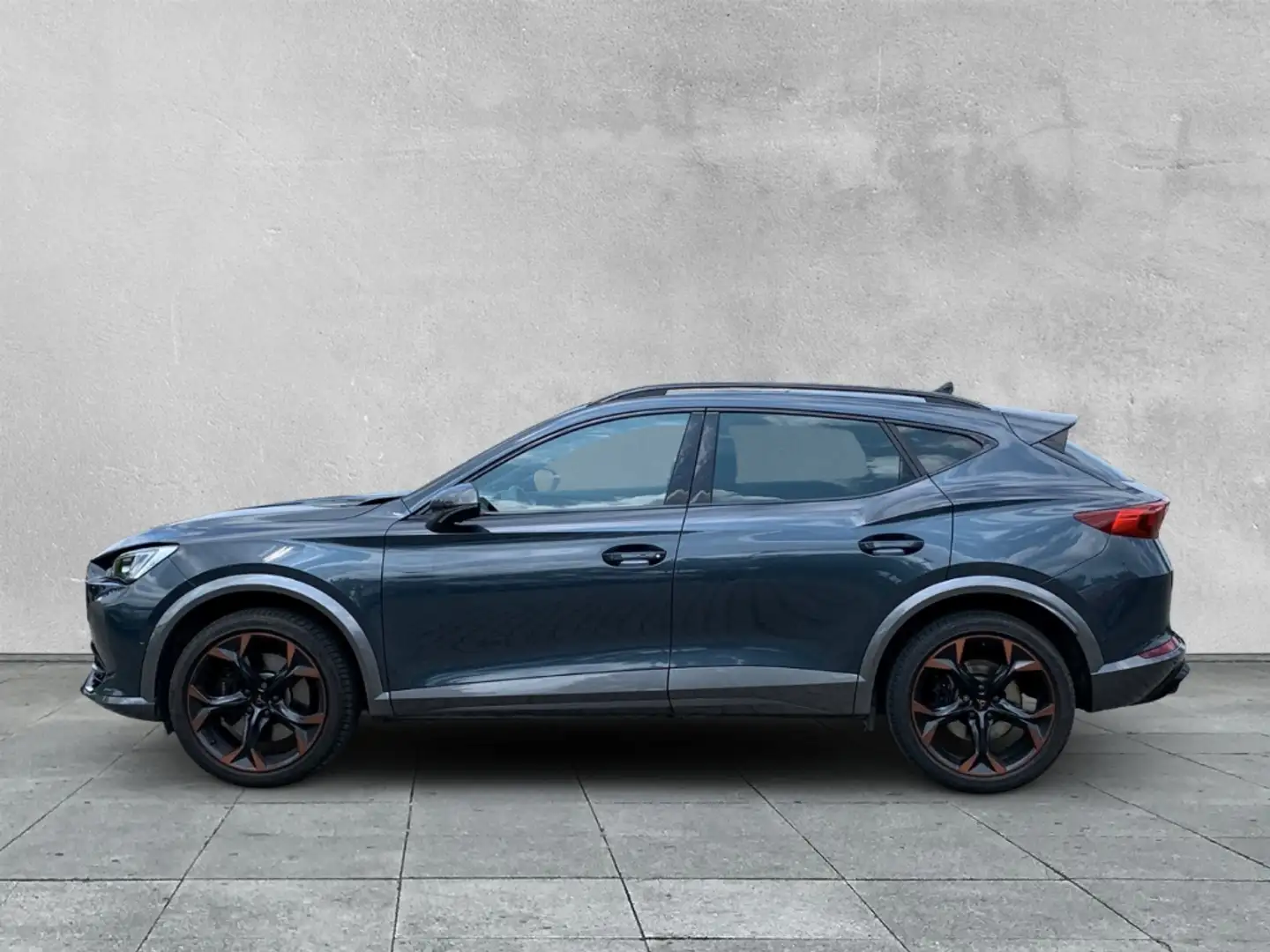 CUPRA Formentor 2.0 TSI 4DRIVE MATRIX+NAVI+SHZ+360+DA VZ MATRIX+NA - 2