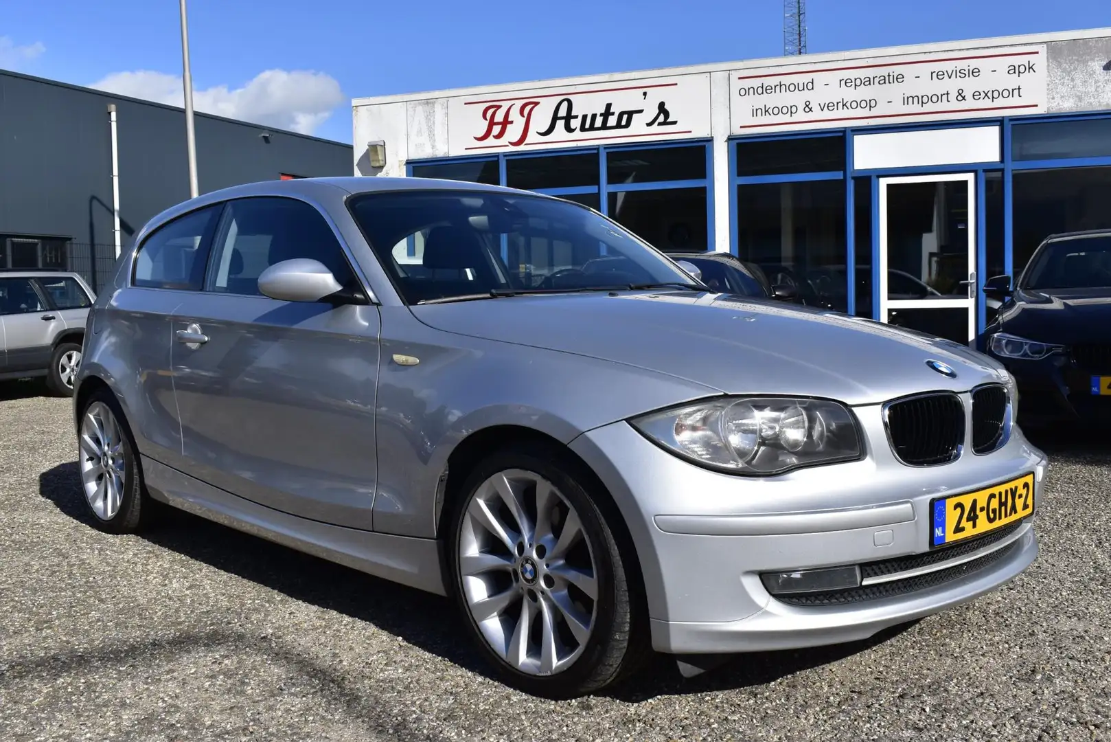 BMW 118 1-serie 118i Business Line youngtimer Grijs - 1