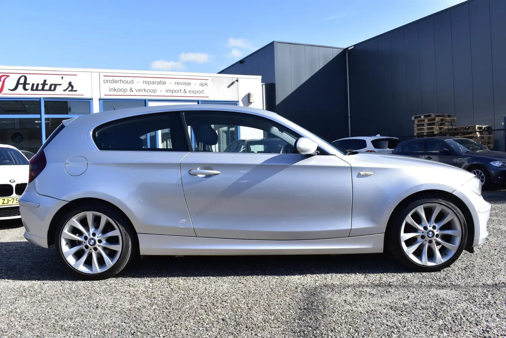 BMW 118 1-serie 118i Business Line youngtimer Grijs - 2