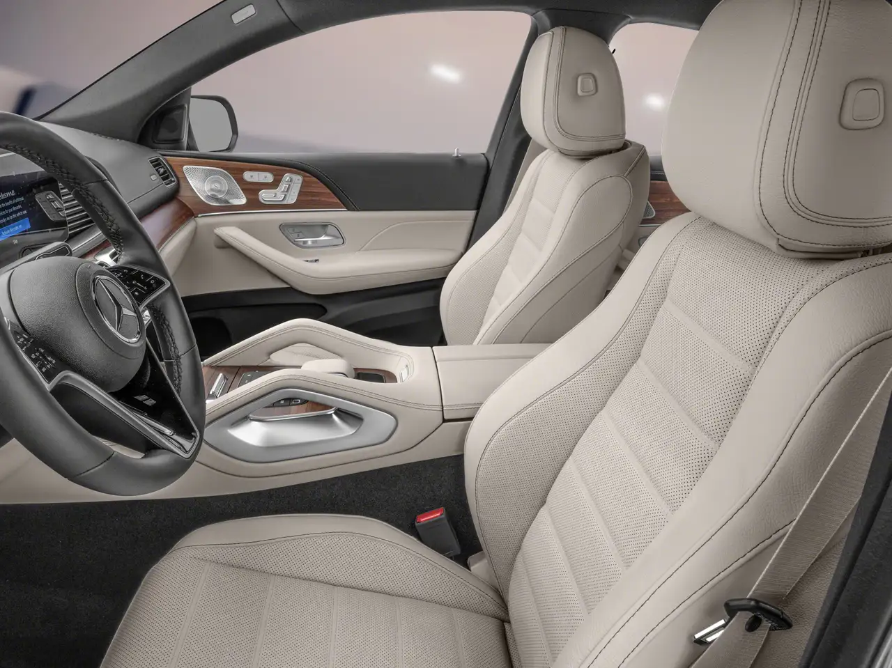 Mercedes-Benz GLE снимка Mercedes-Benz GLE