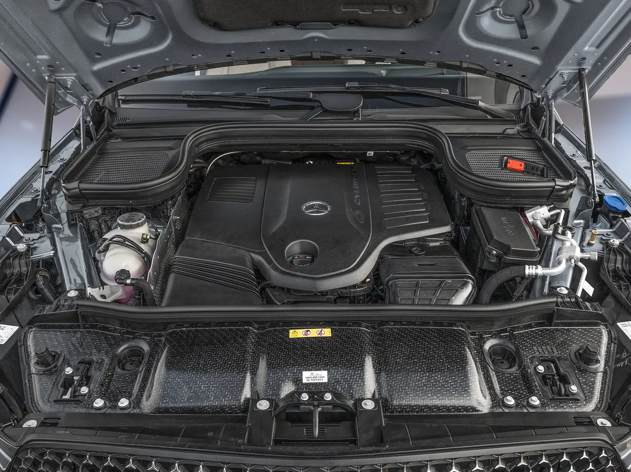 Mercedes-Benz GLE снимка Mercedes-Benz GLE