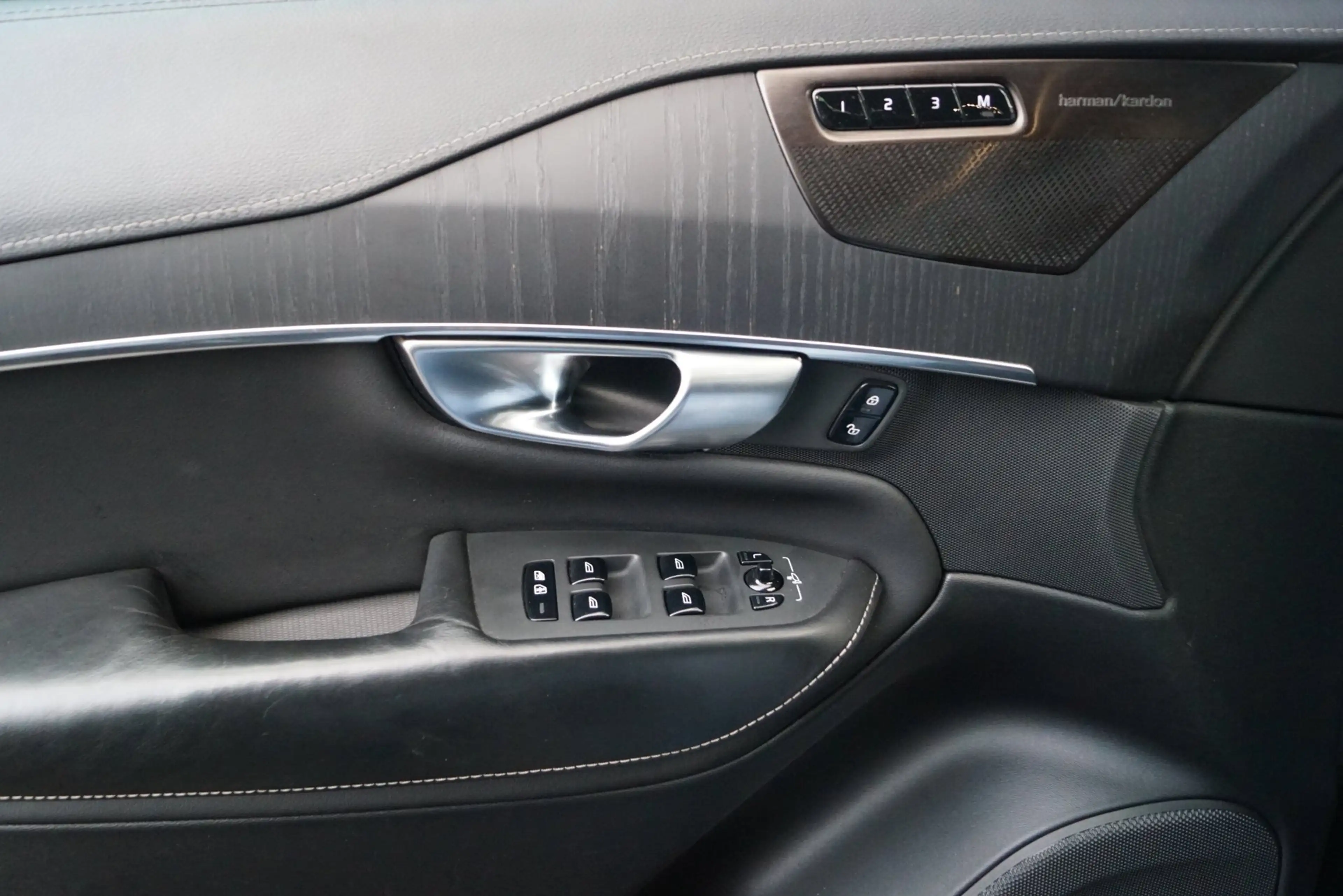 Volvo XC90 2.0 T6 AWD Inscription Autom 7 Pers Panodak Leder — photo 25