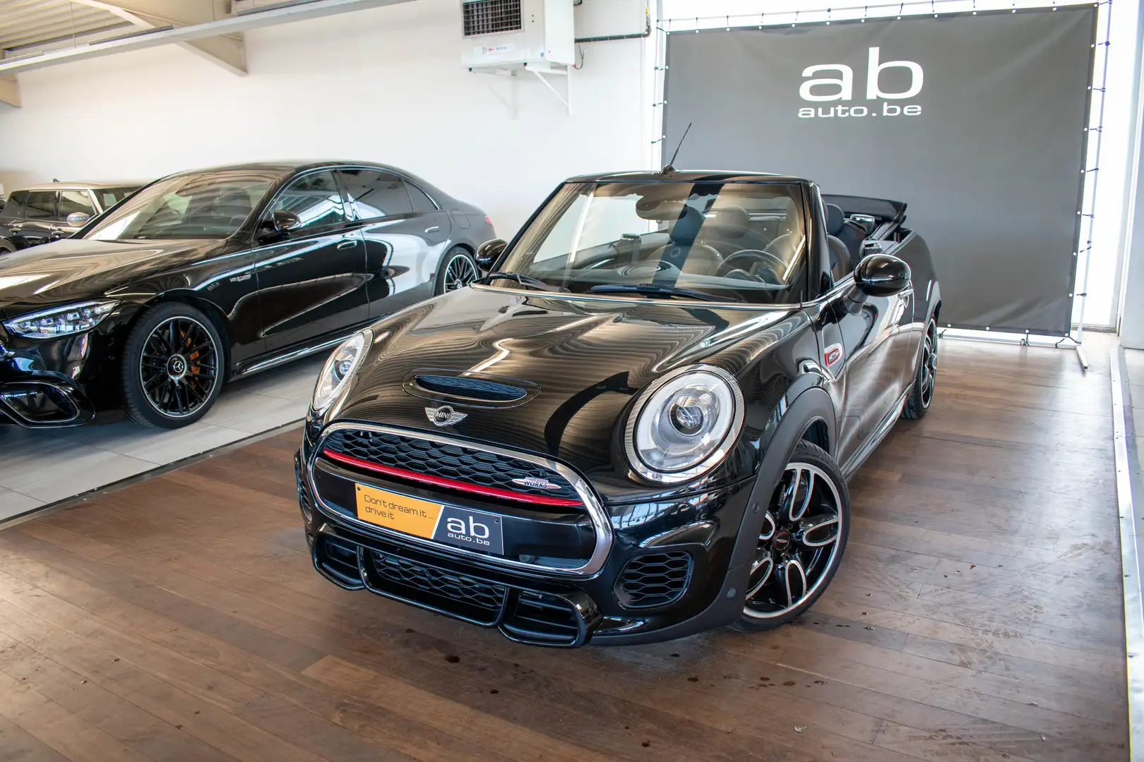 MINI John Cooper Works Cabrio Mini John Cooper Works Cabrio Sport-Aut. Noir - 2