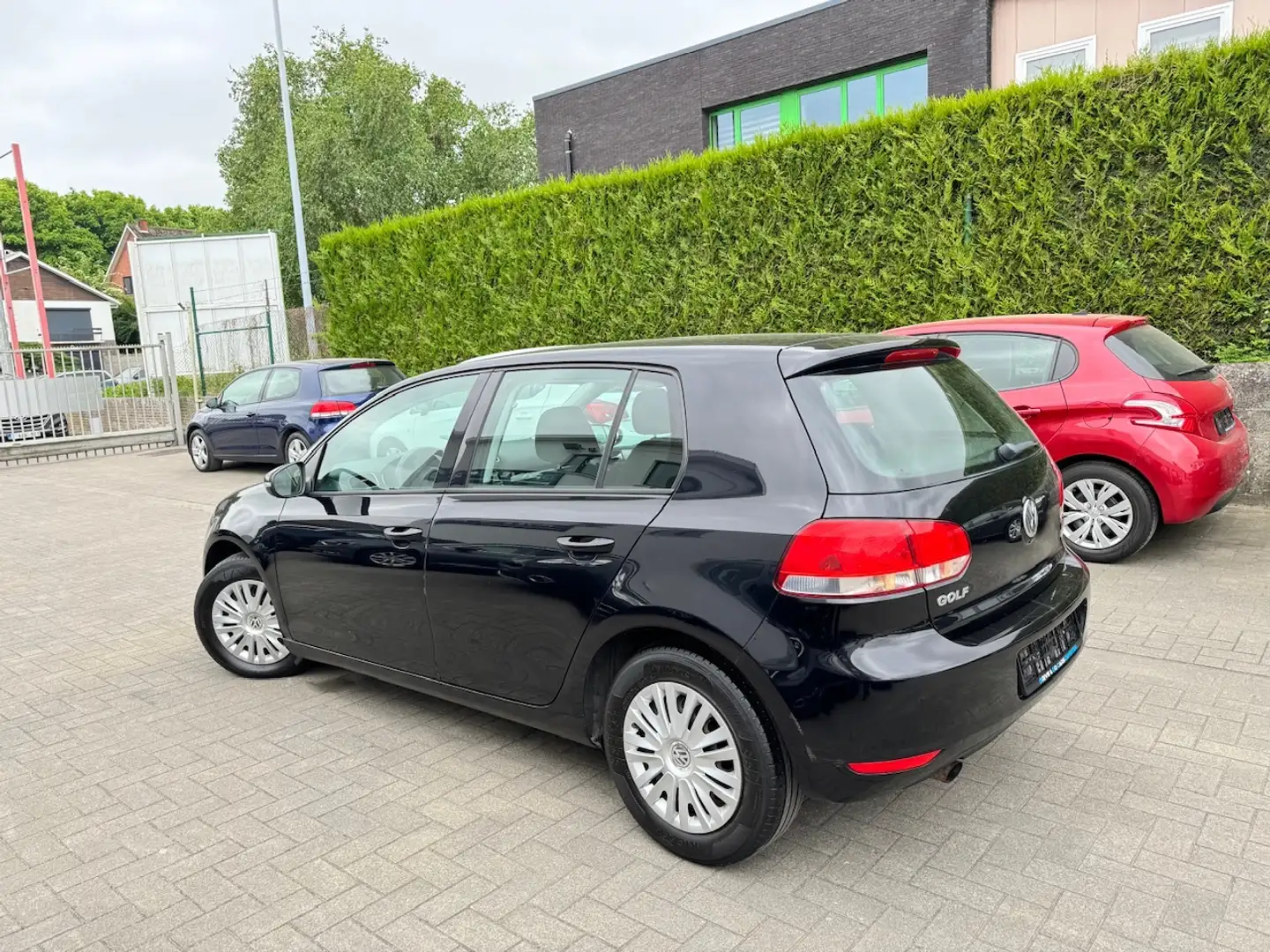 Volkswagen Golf 1.6 CR TDi Trendline BlueMotion DPF Negro - 2