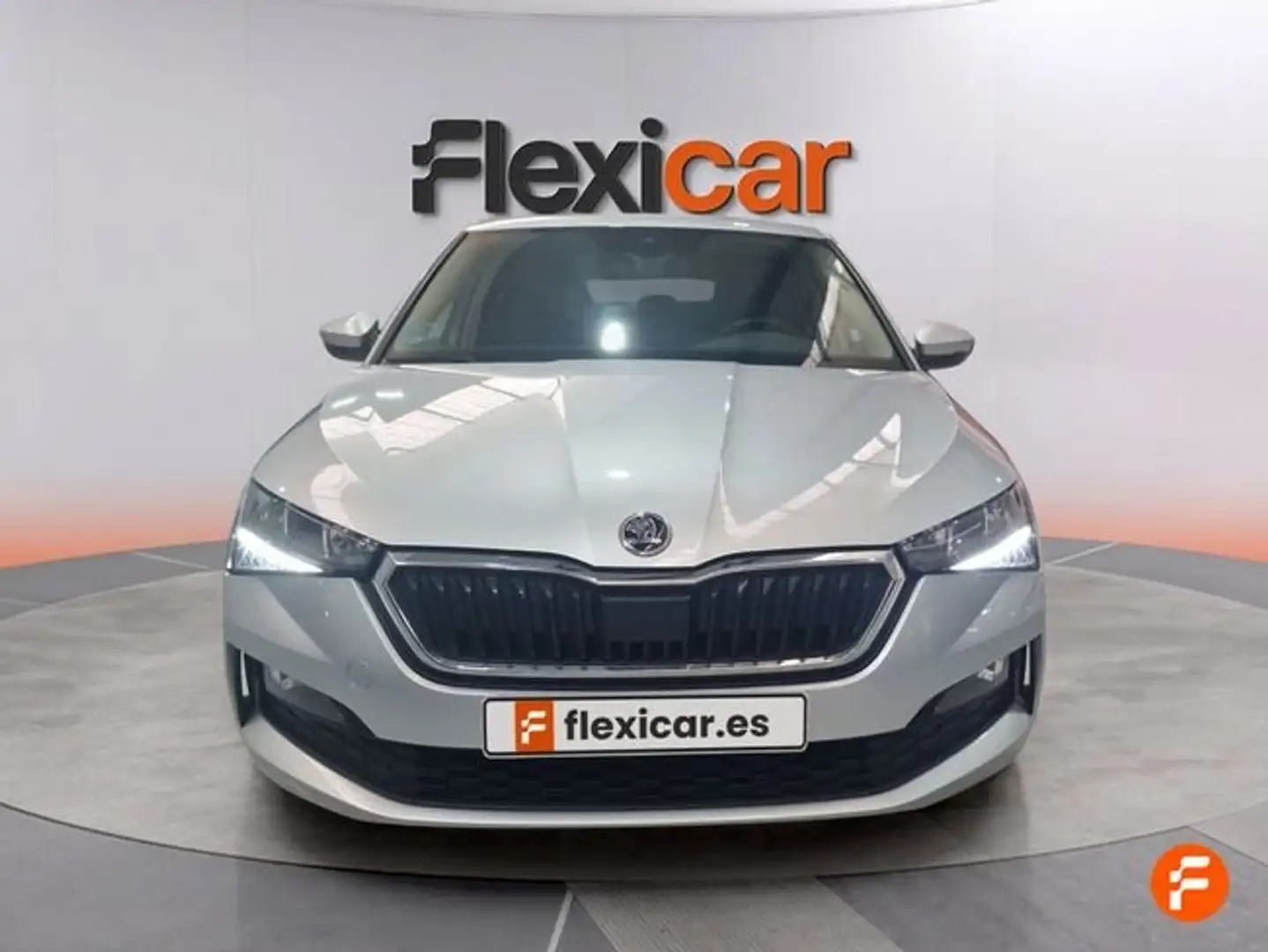 Skoda Scala 1.0 TSI Active 70kW Gris - 2