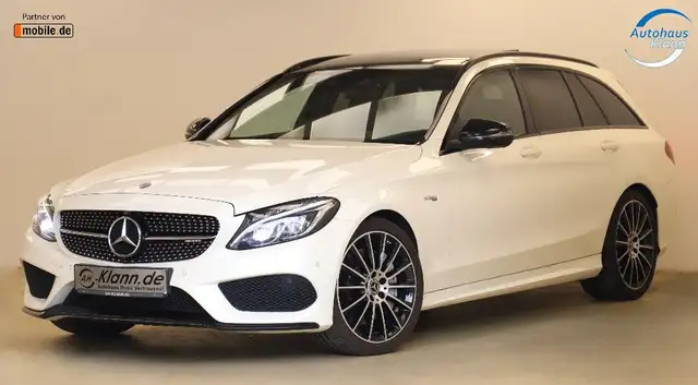 Mercedes-Benz C-Class view 3