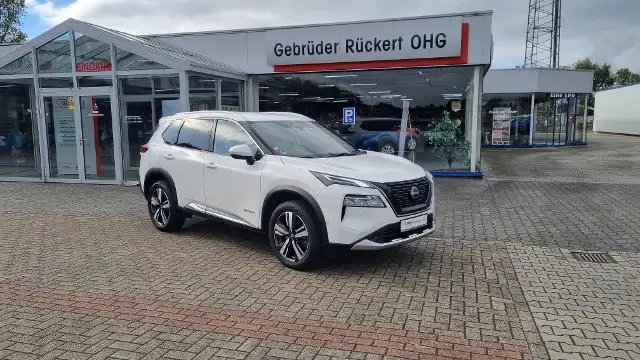 Nissan X-Trail E-POWER e-4orce Tekna AHK