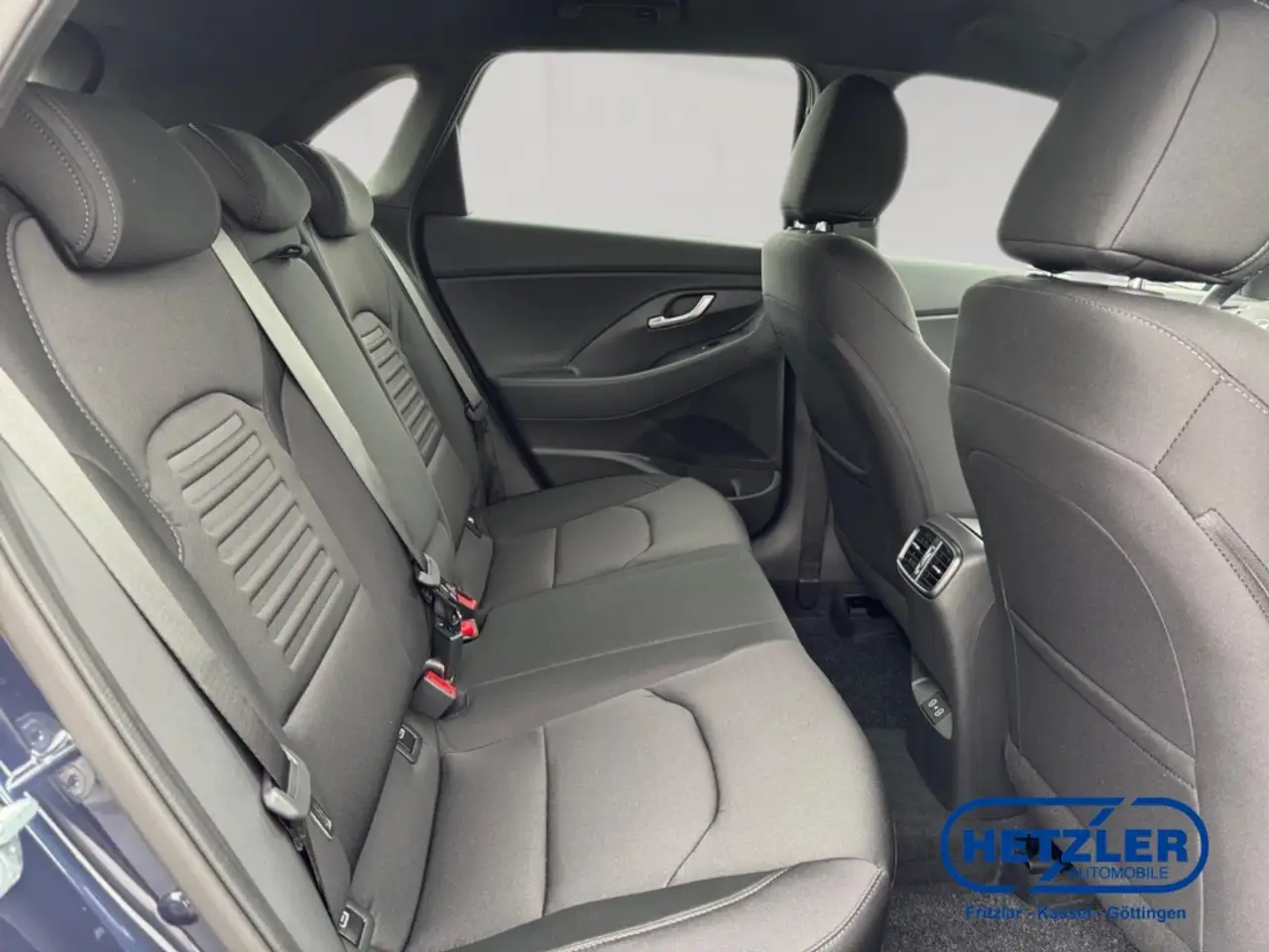 Hyundai i30 FL 5-Türer (MY25) 1.0 T-GDi (100PS) 6-MT 2WD ADVAN 13