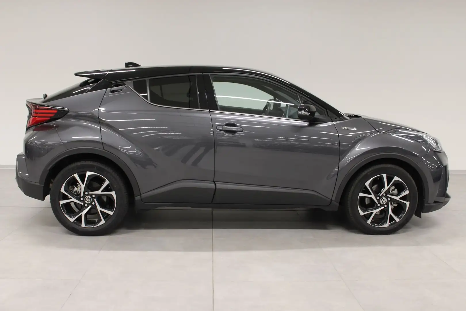Toyota C-HR 2.0 Hybrid E-CVT Trend - 2