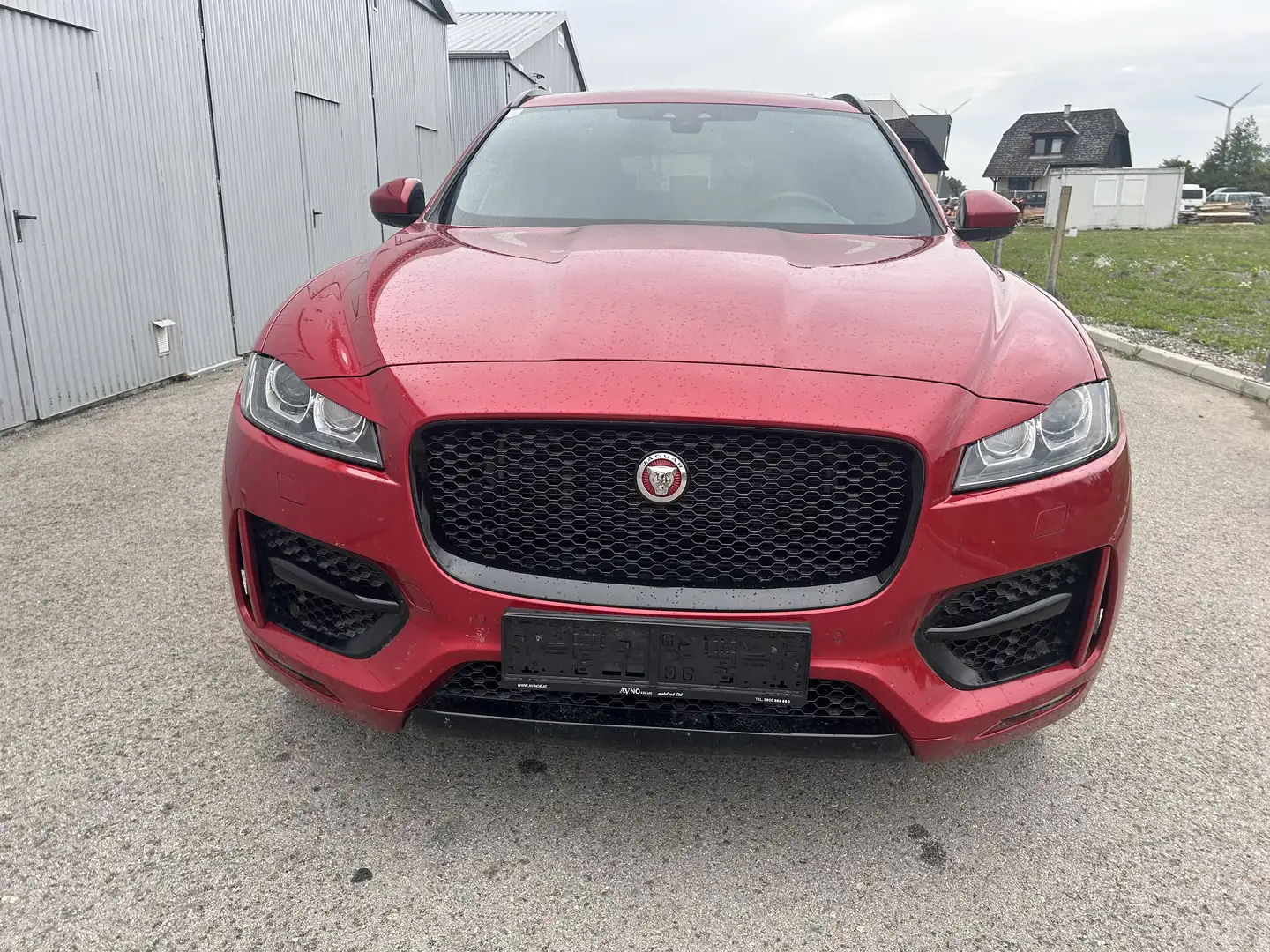 Jaguar F-Pace 20d AWD Aut. Portfolio Rot - 1