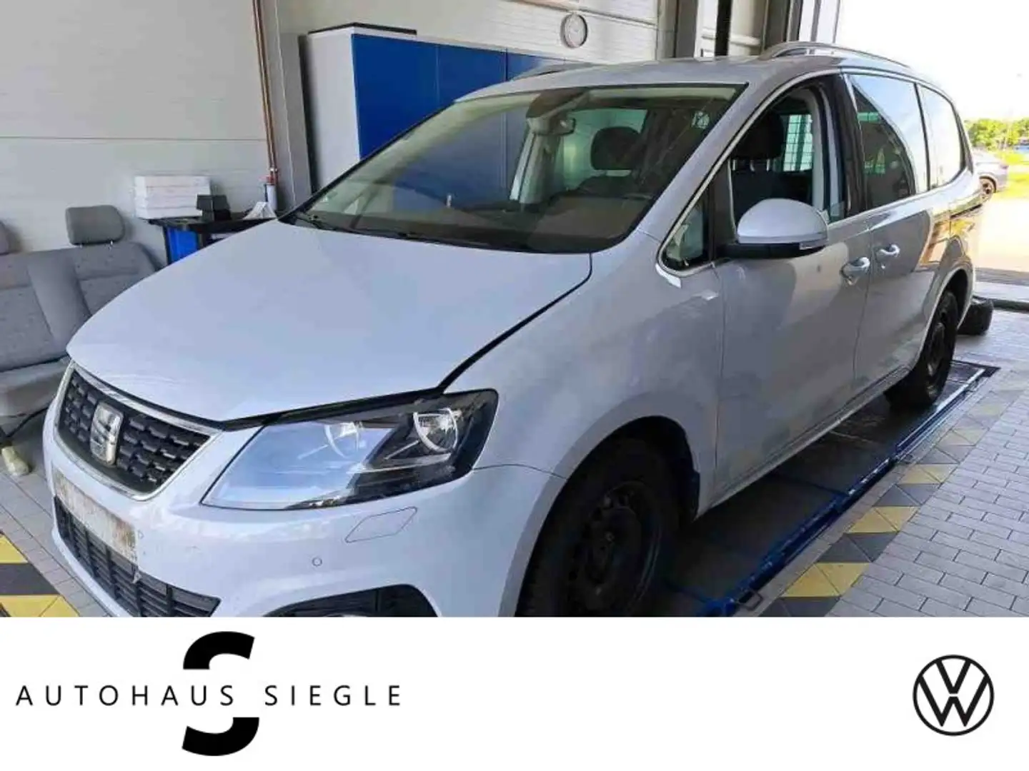 SEAT Alhambra 2.0 TDI Style Navi Kamera Pano Tempomat Standheizu Weiß - 1