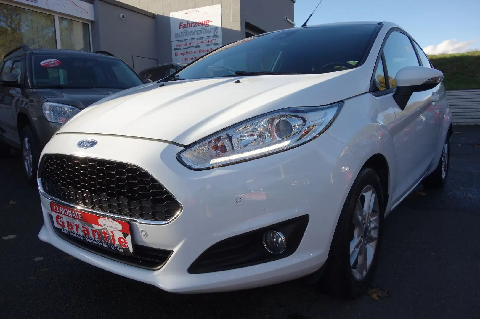 Ford Fiesta Celebration Weiß - 1