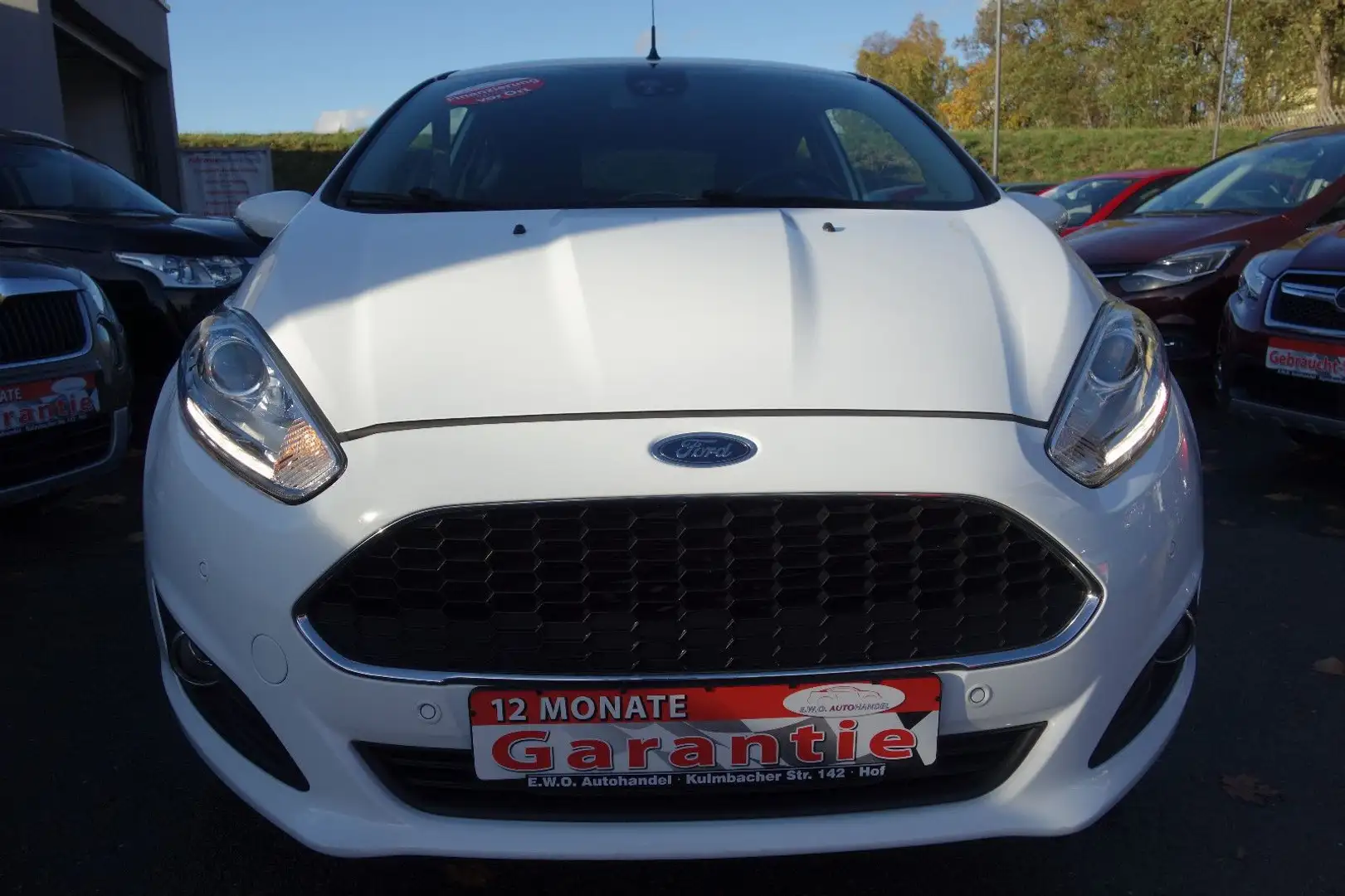 Ford Fiesta Celebration Weiß - 2