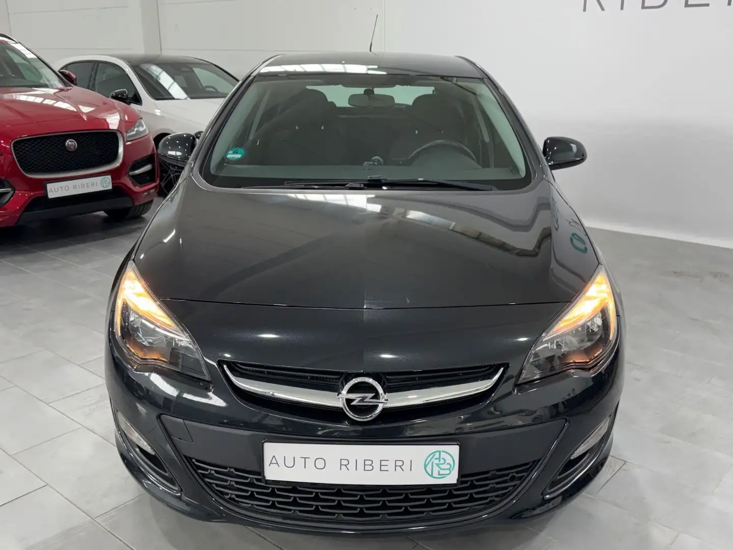 Opel Astra J Lim. 5-trg. Active*Shz*LenkradHzng Schwarz - 2