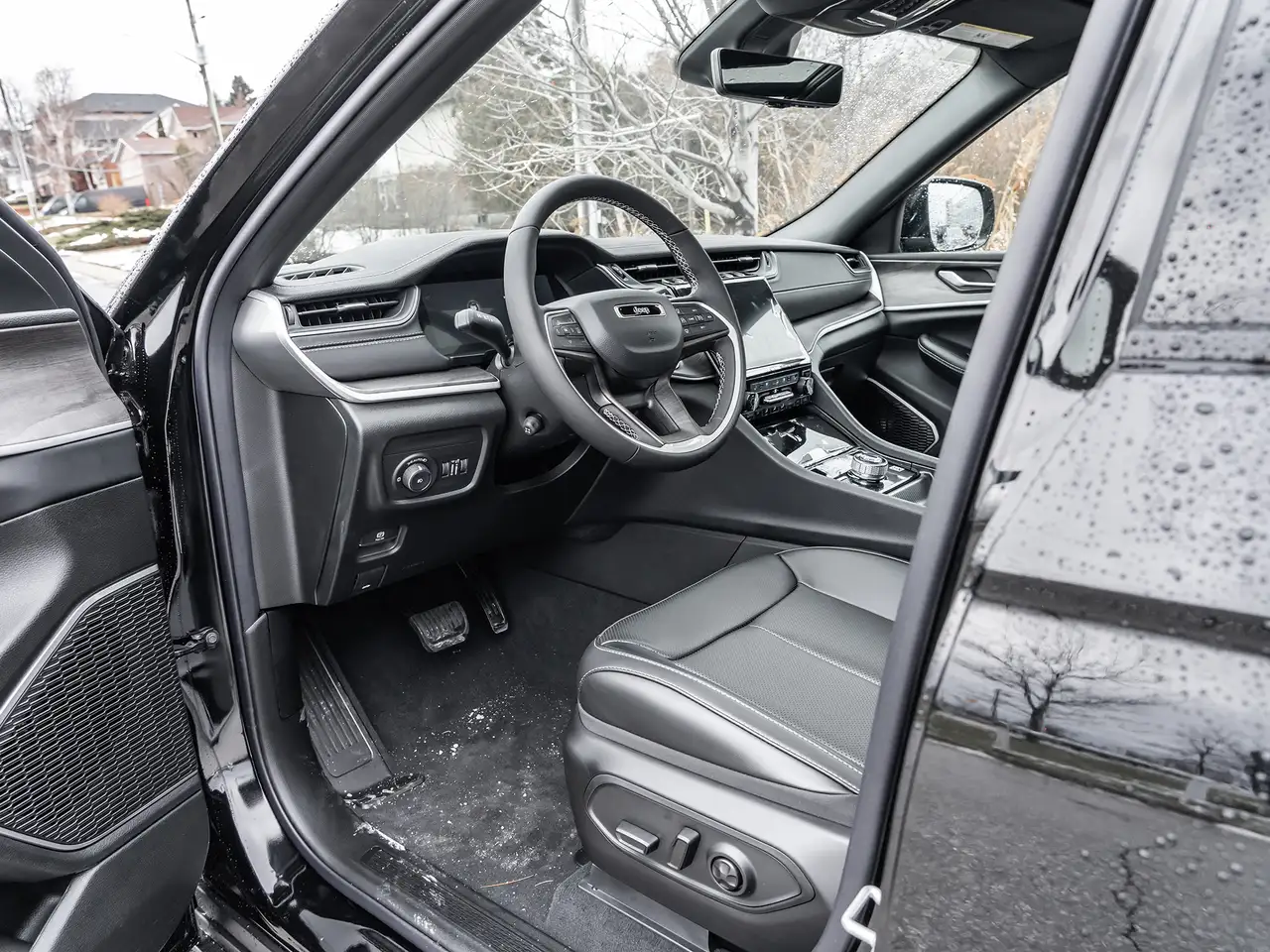 Jeep Grand Cherokee снимка Jeep Grand Cherokee