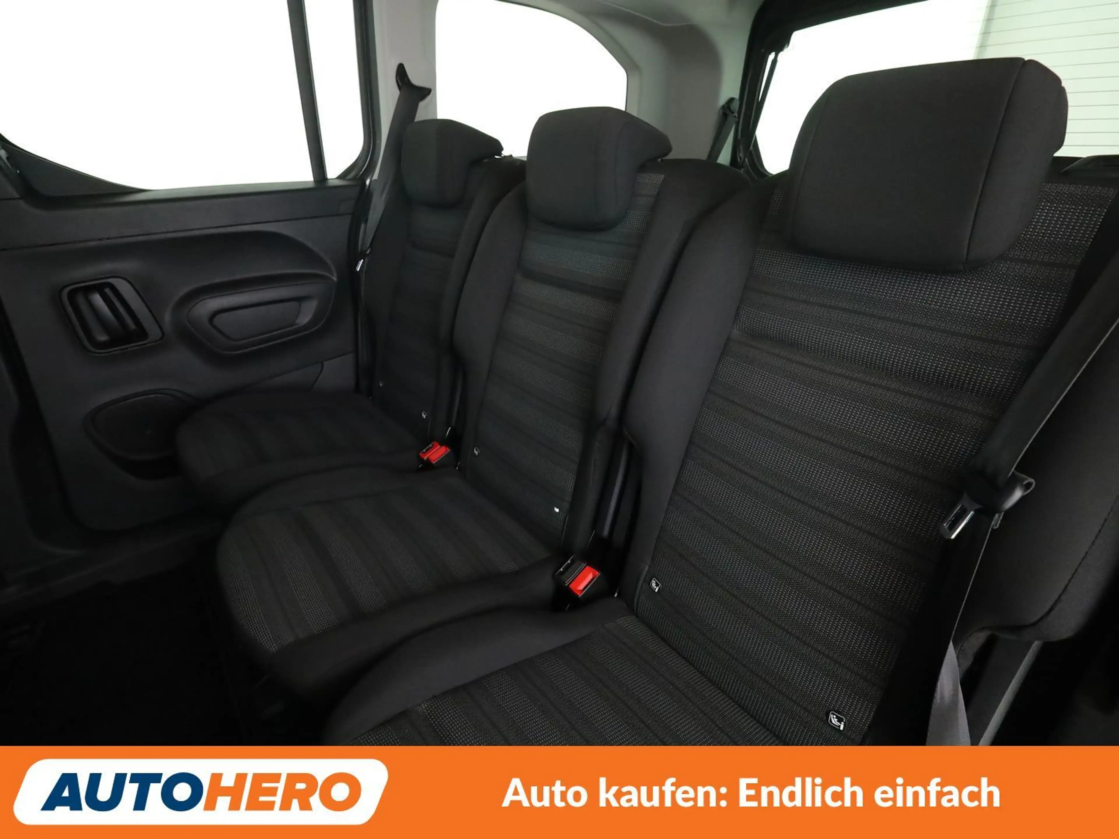 Opel Combo Life 1.2 Turbo Elegance Aut.*7-SITZER*NAVI*PDC*SHZ* — photo 14