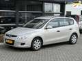 Hyundai i30 CW 1.6 CRDi Active Cool NAP APK tot 03-2026 !! Grijs - thumbnail 1
