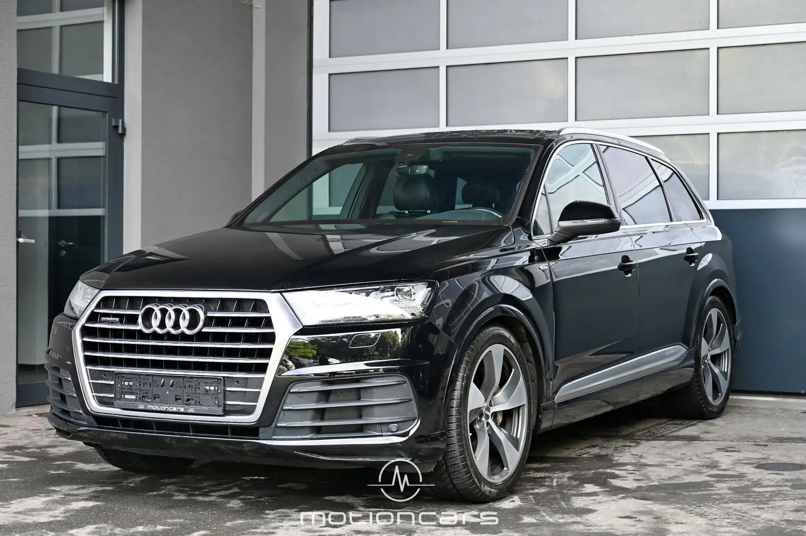 Audi Q7 3.0 TDI DPF quattro S-Line 7-Sitzer Schwarz - 1